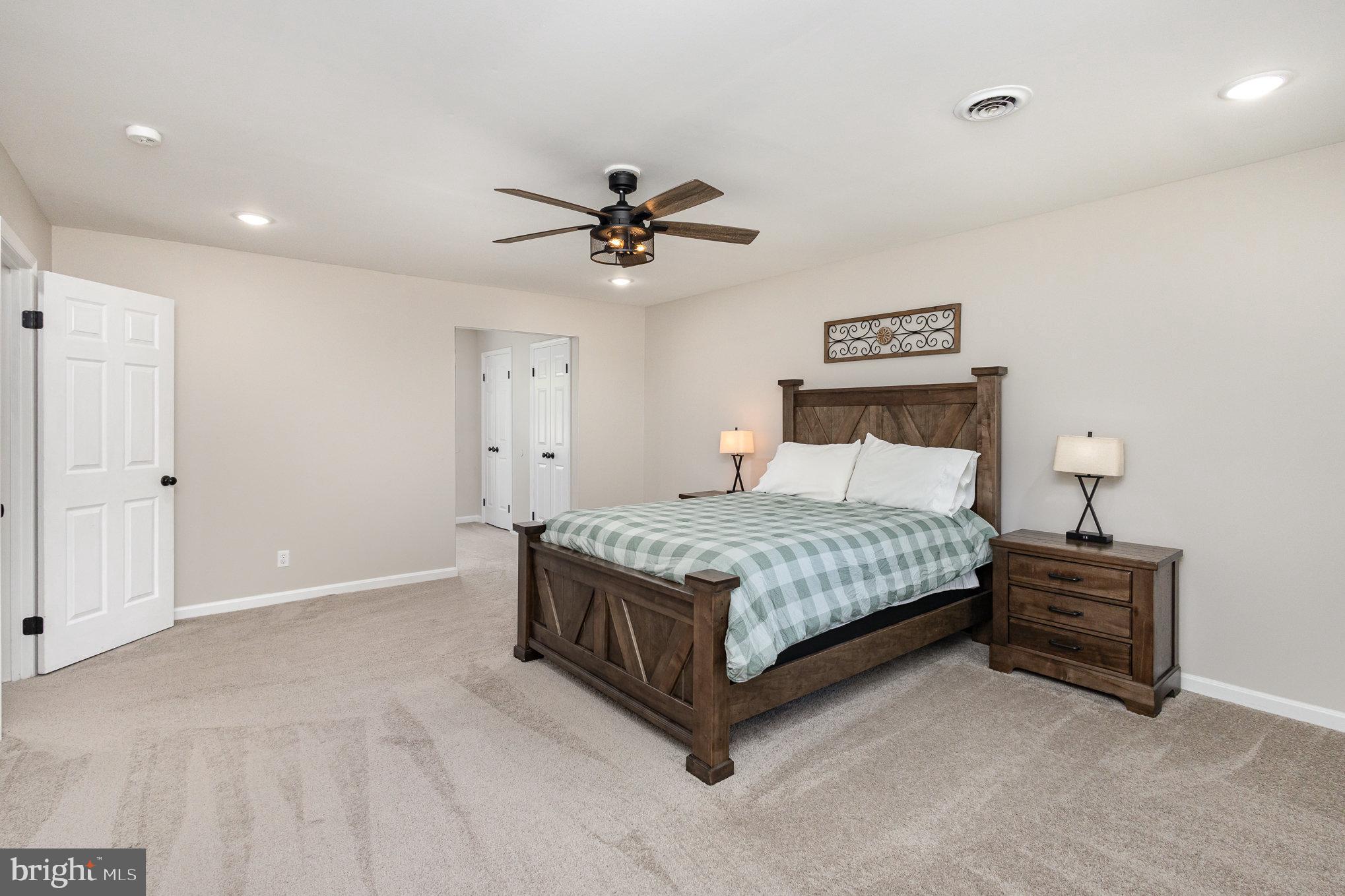 COUNTRY WOOD ESTATES - Residential Lease
