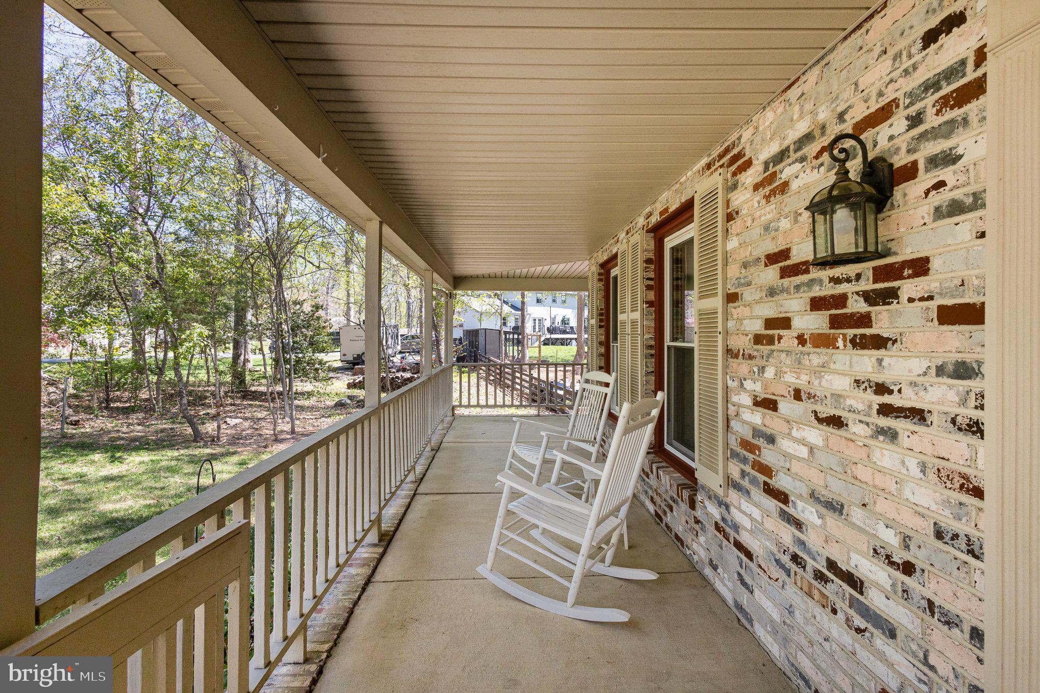 COUNTRY WOOD ESTATES - Residential Lease