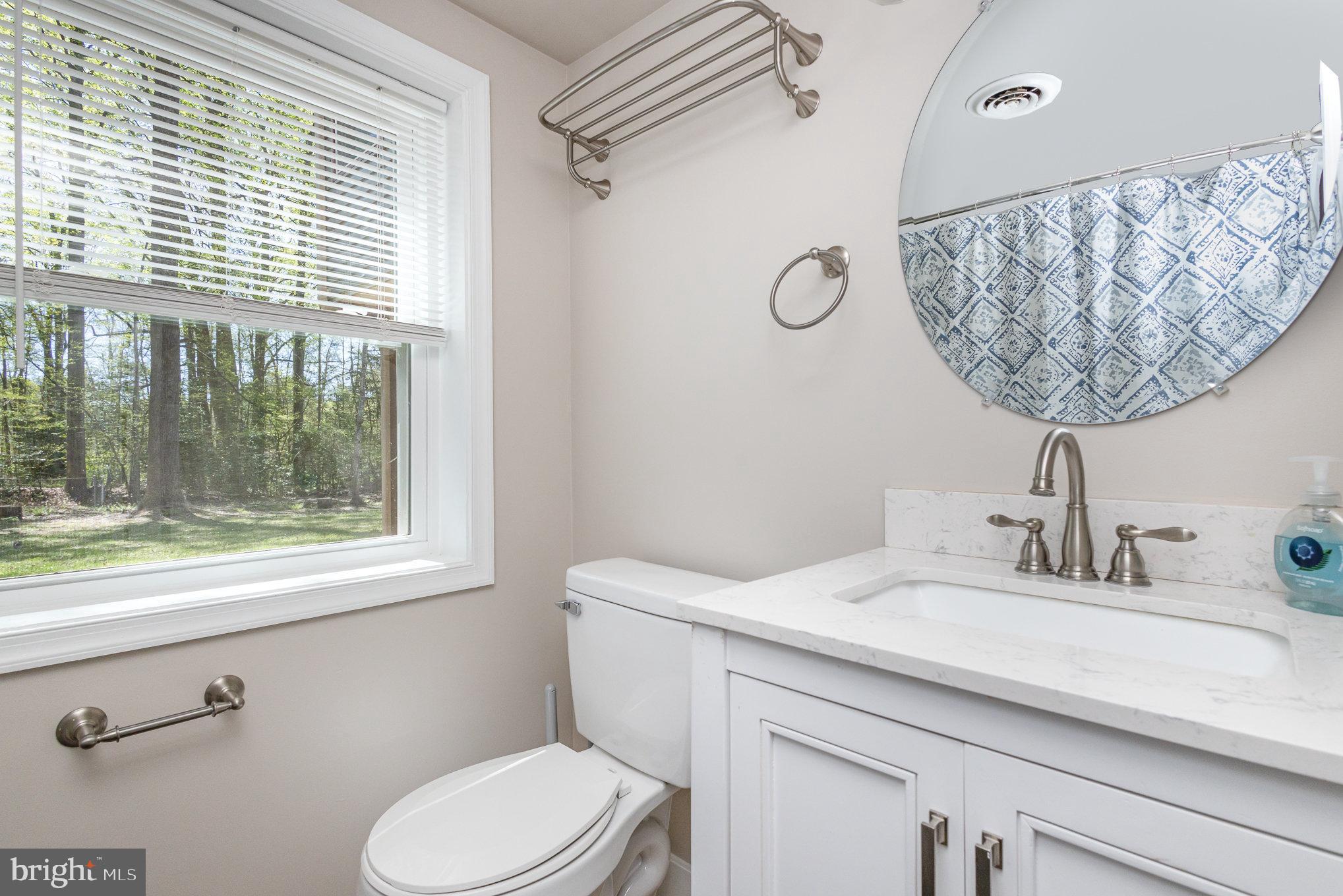 COUNTRY WOOD ESTATES - Residential Lease