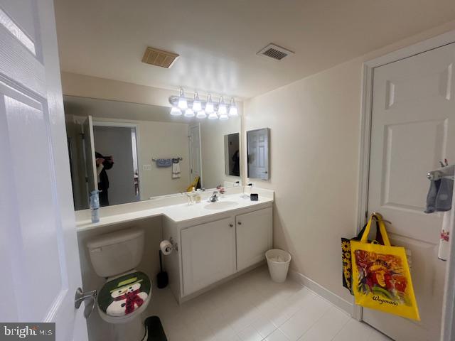 GALLERY AT WHITE FLINT - Residential