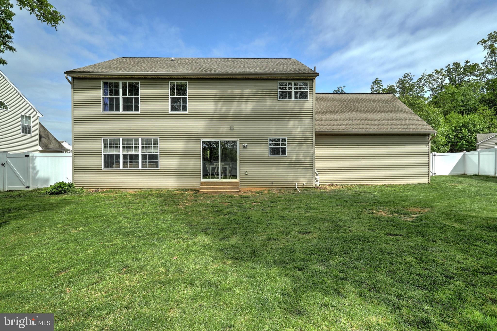 SENECA RIDGE - Residential