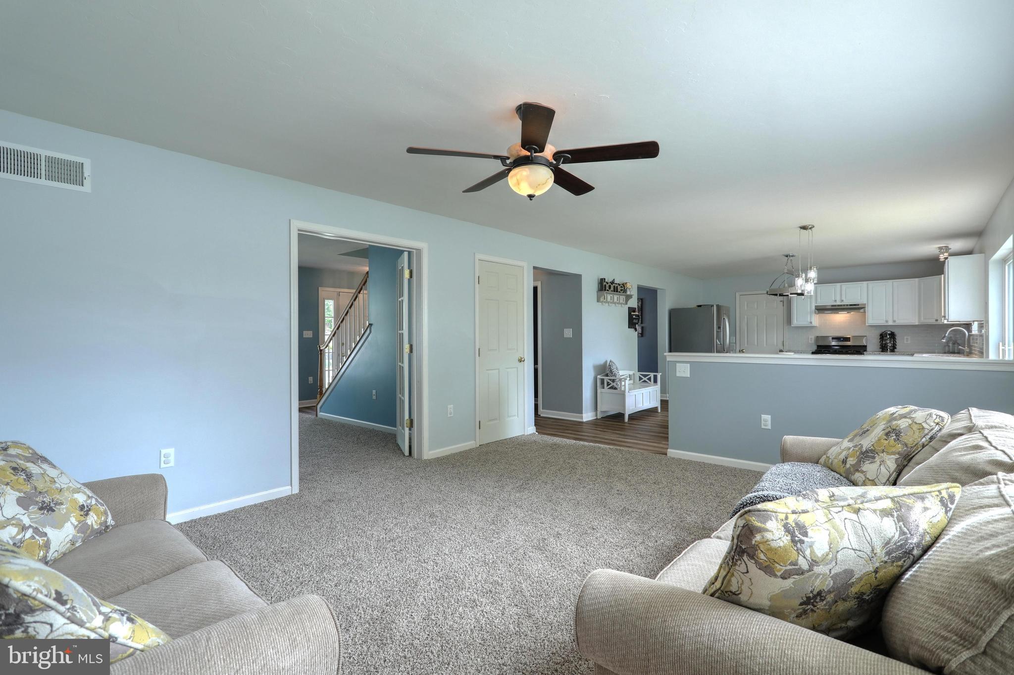 SENECA RIDGE - Residential