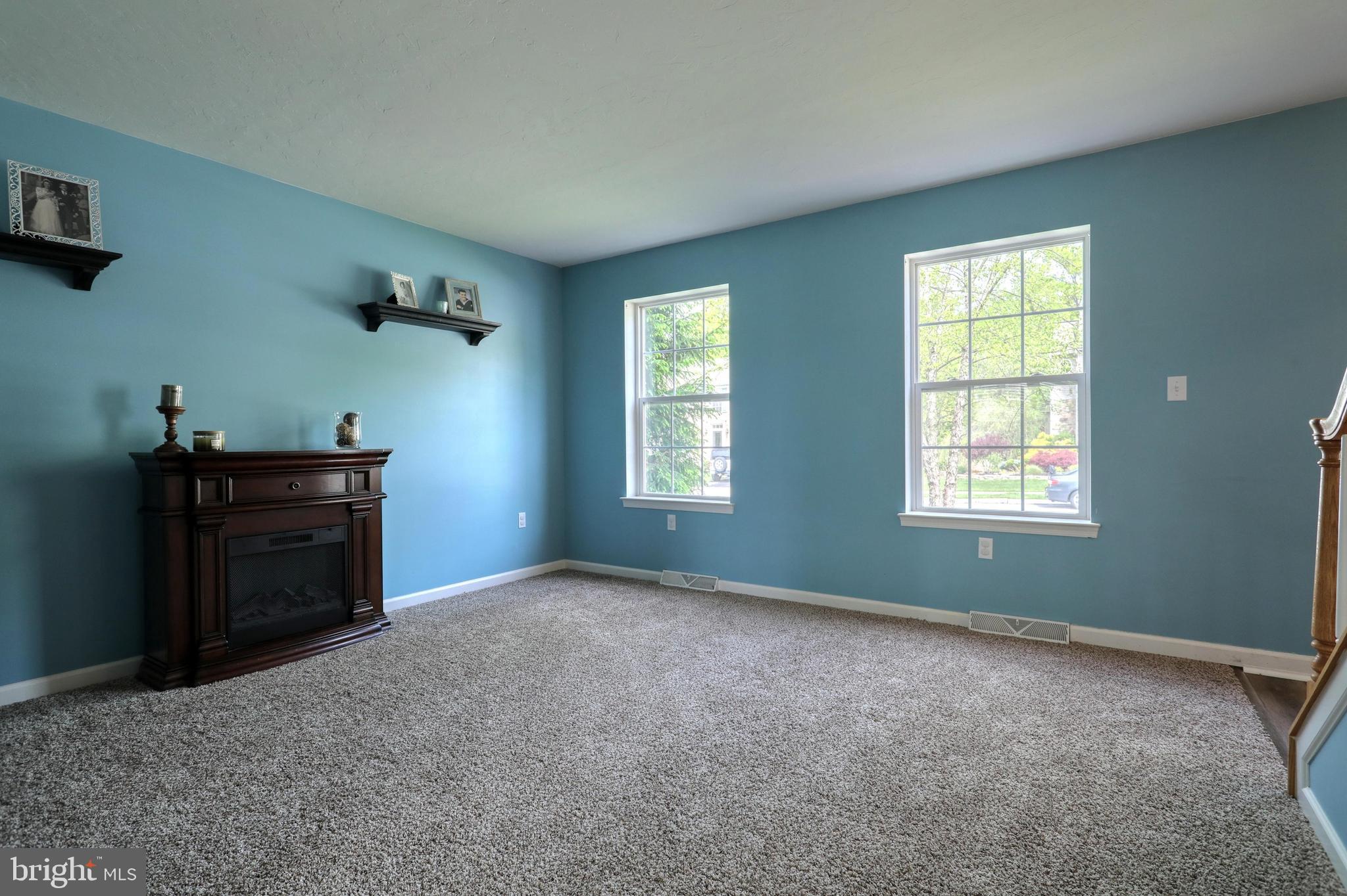 SENECA RIDGE - Residential