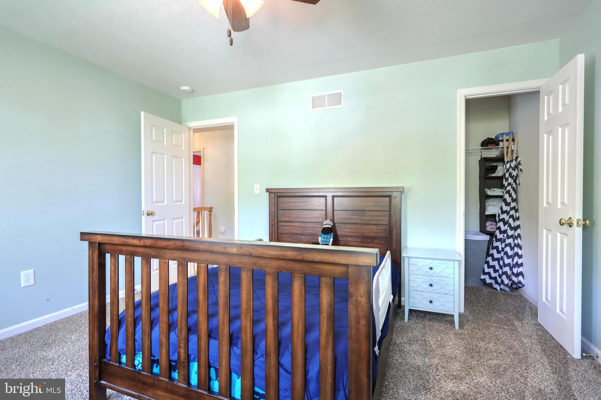 SENECA RIDGE - Residential
