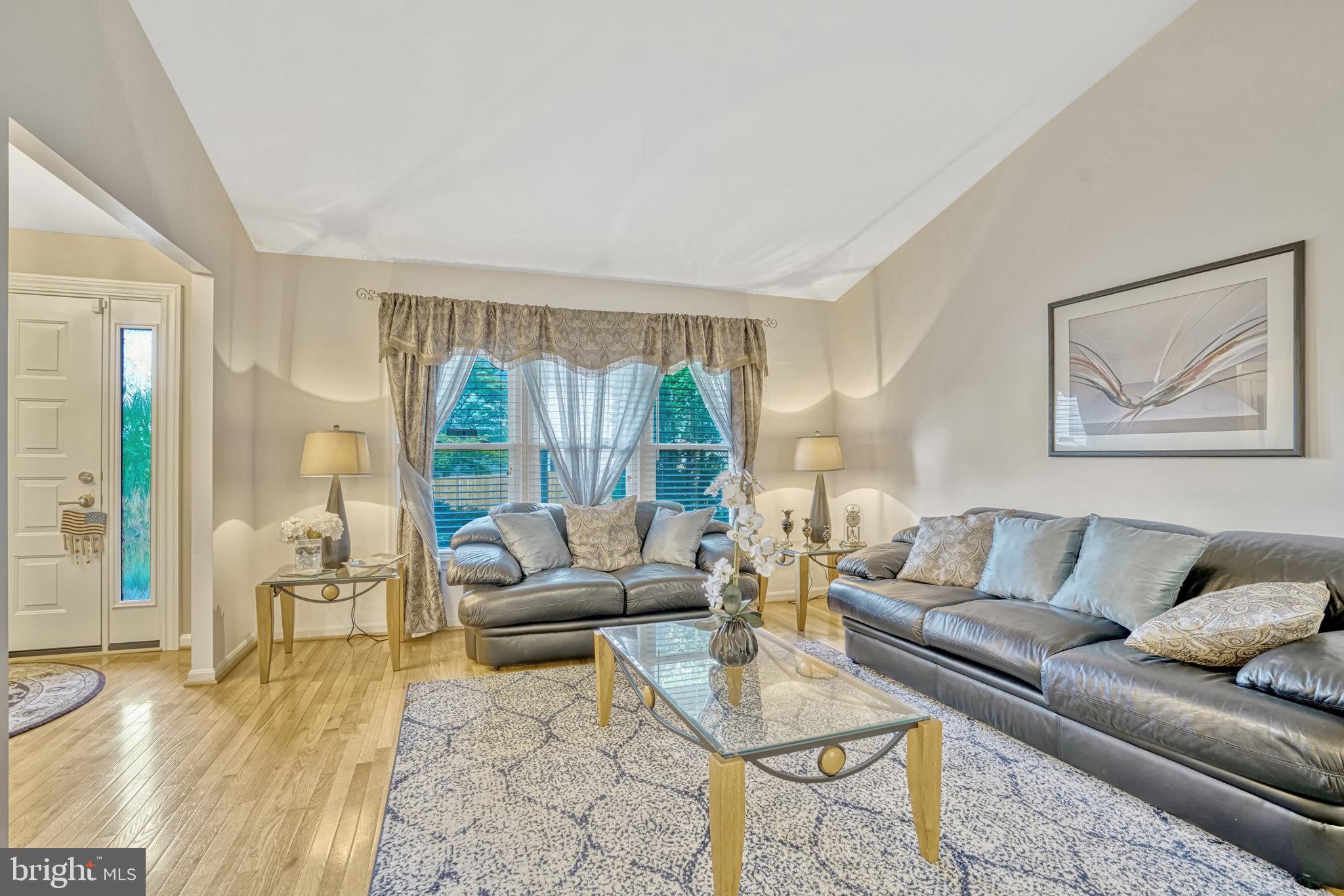 LAKEWOOD HILLS - Residential