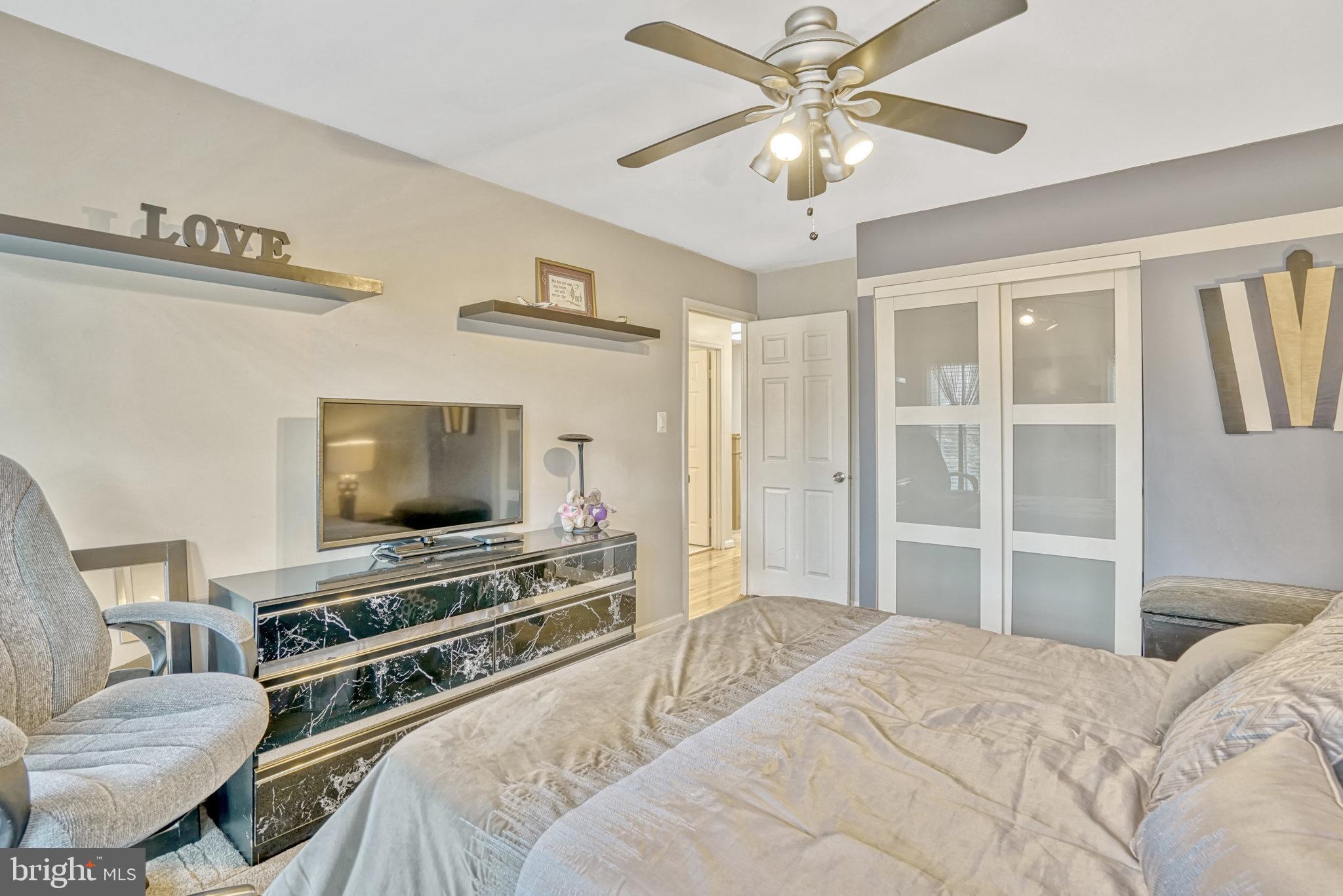 LAKEWOOD HILLS - Residential