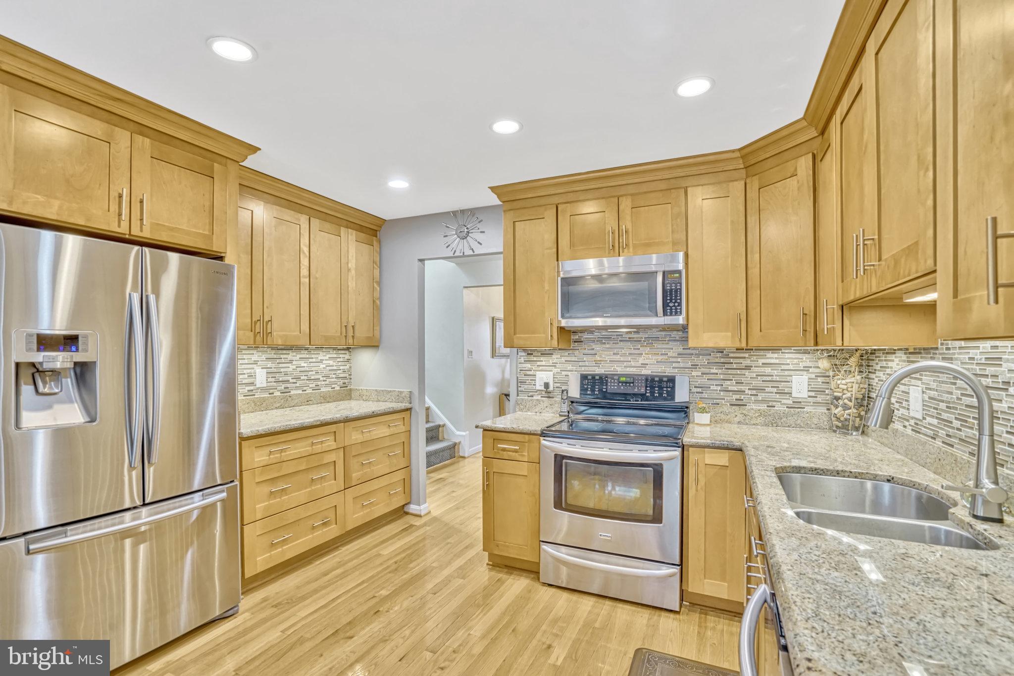 LAKEWOOD HILLS - Residential
