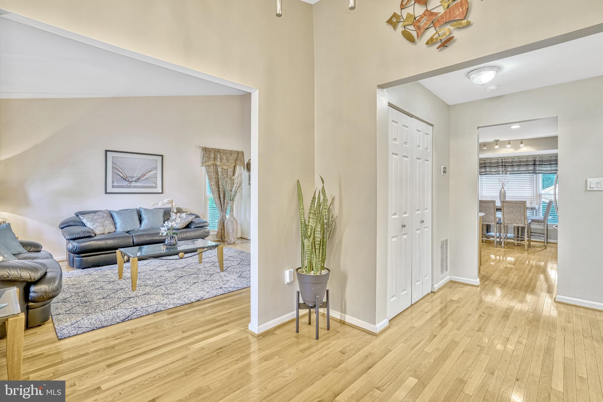 LAKEWOOD HILLS - Residential