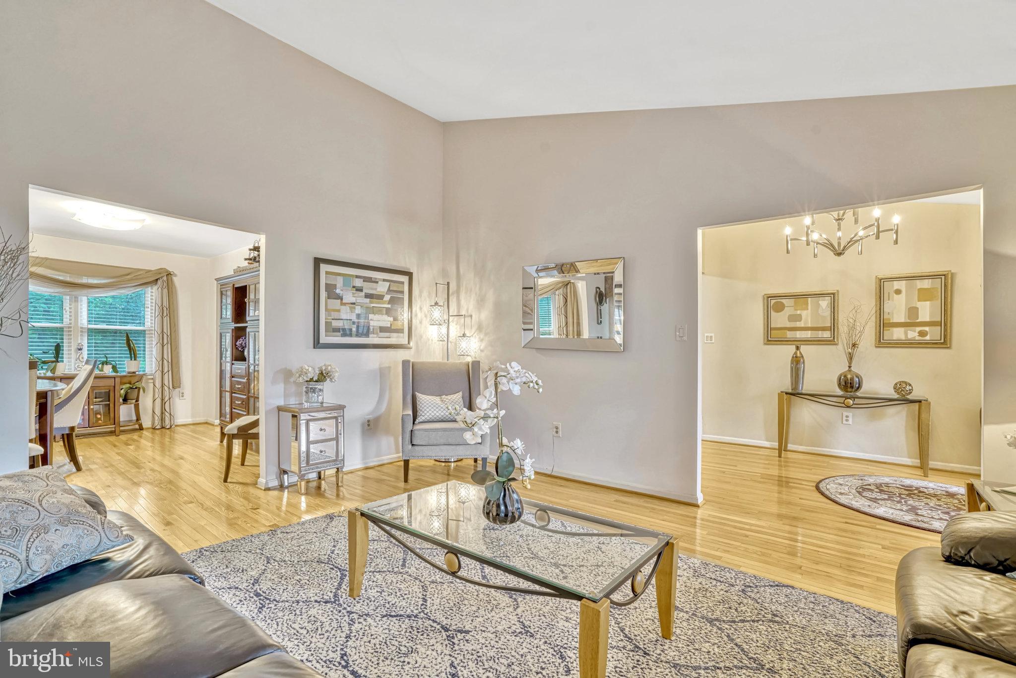 LAKEWOOD HILLS - Residential