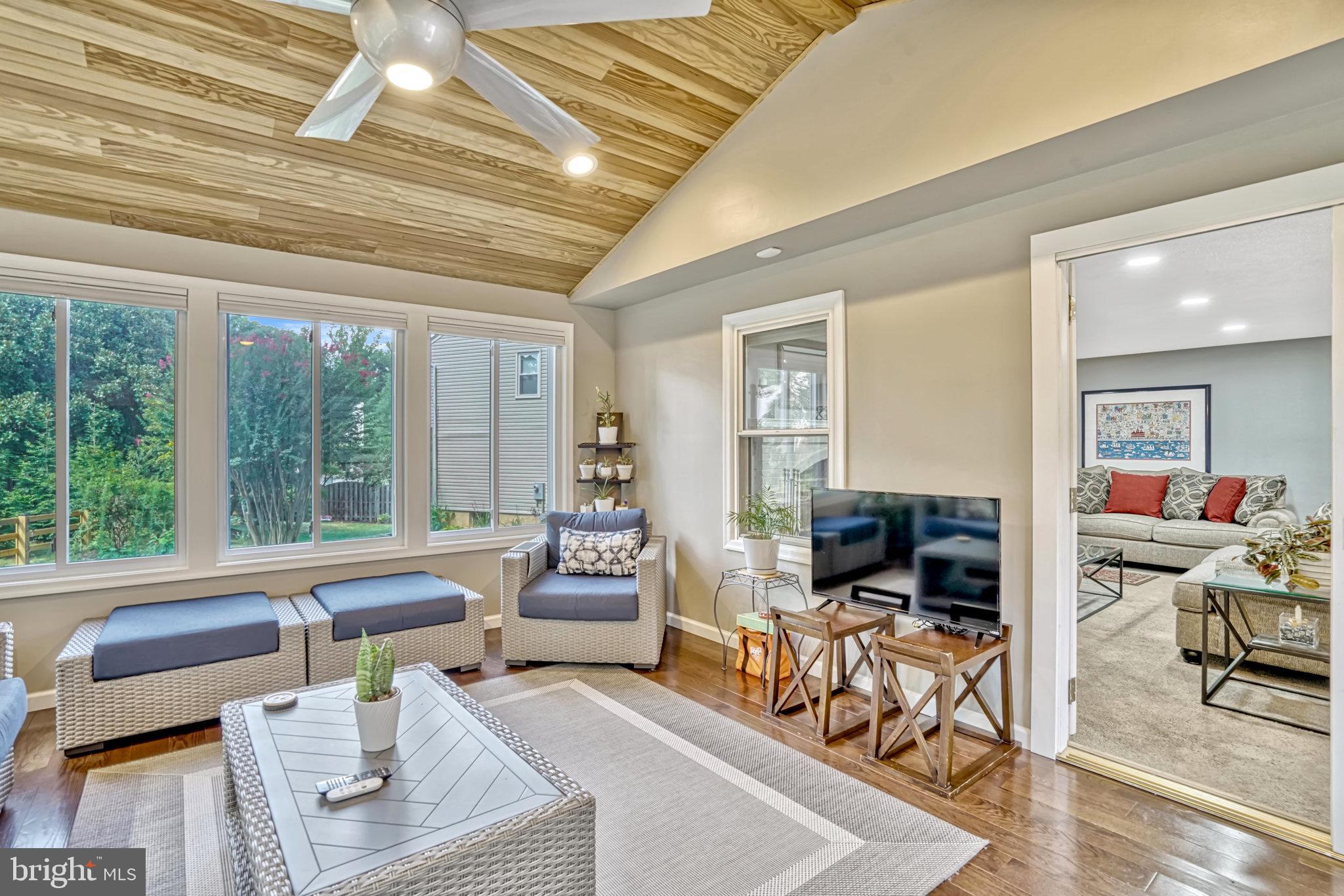 LAKEWOOD HILLS - Residential