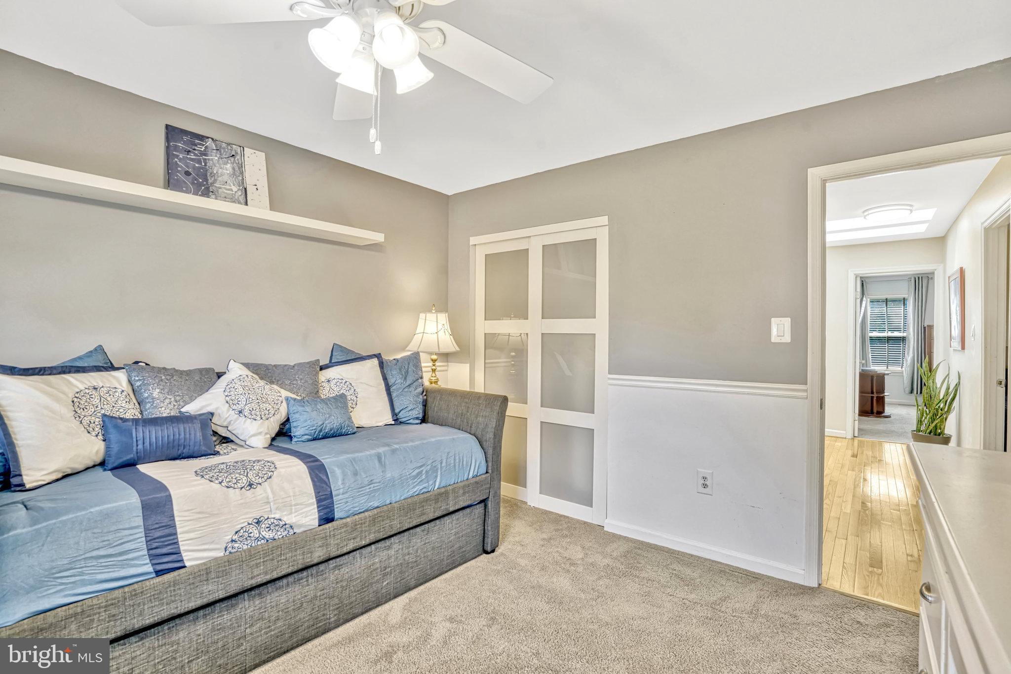 LAKEWOOD HILLS - Residential