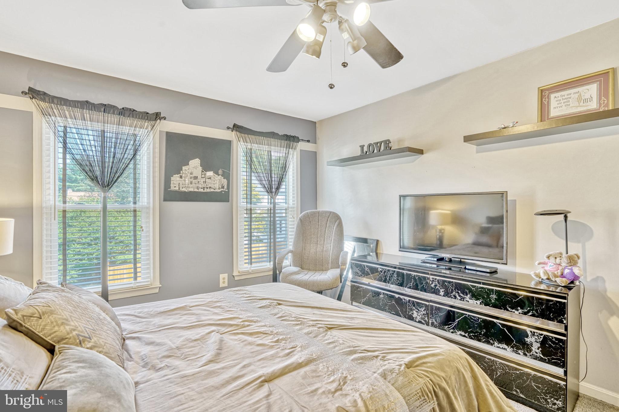 LAKEWOOD HILLS - Residential