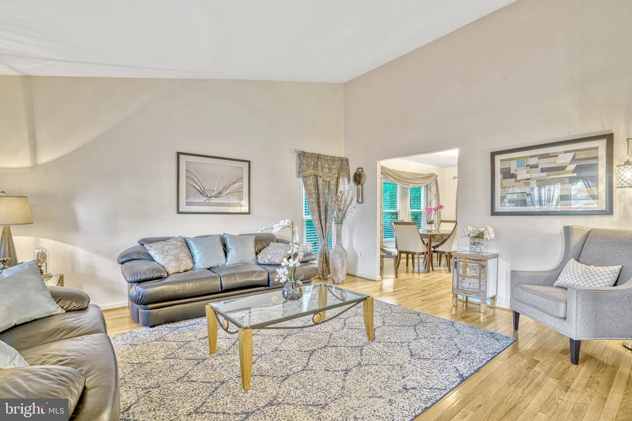 LAKEWOOD HILLS - Residential