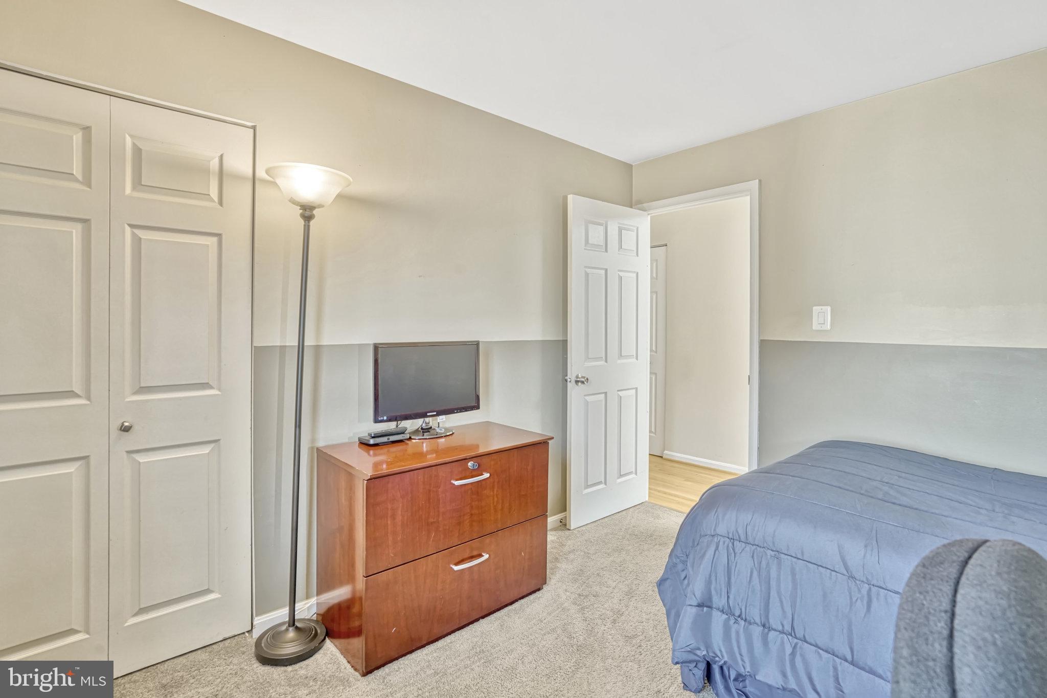 LAKEWOOD HILLS - Residential