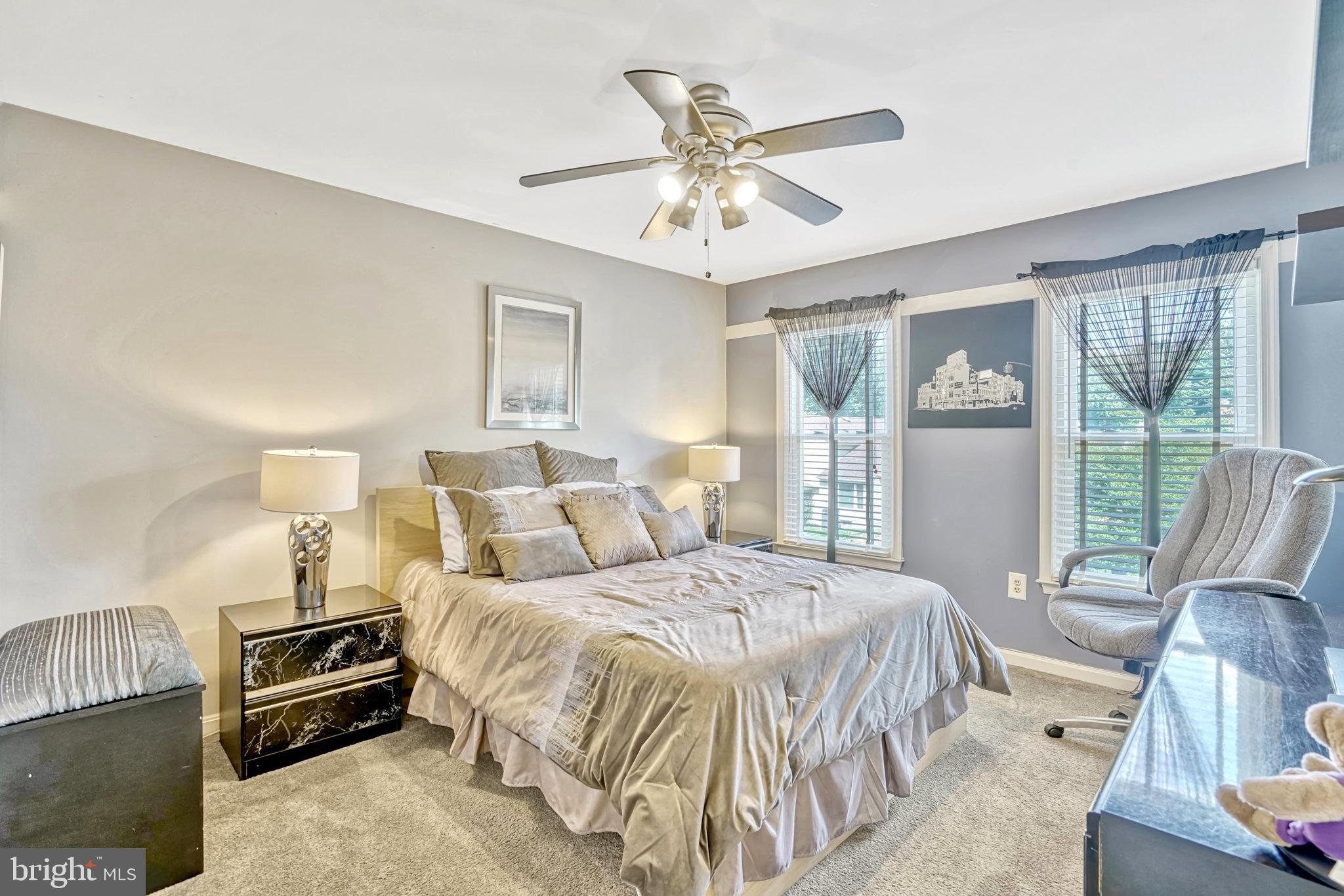 LAKEWOOD HILLS - Residential