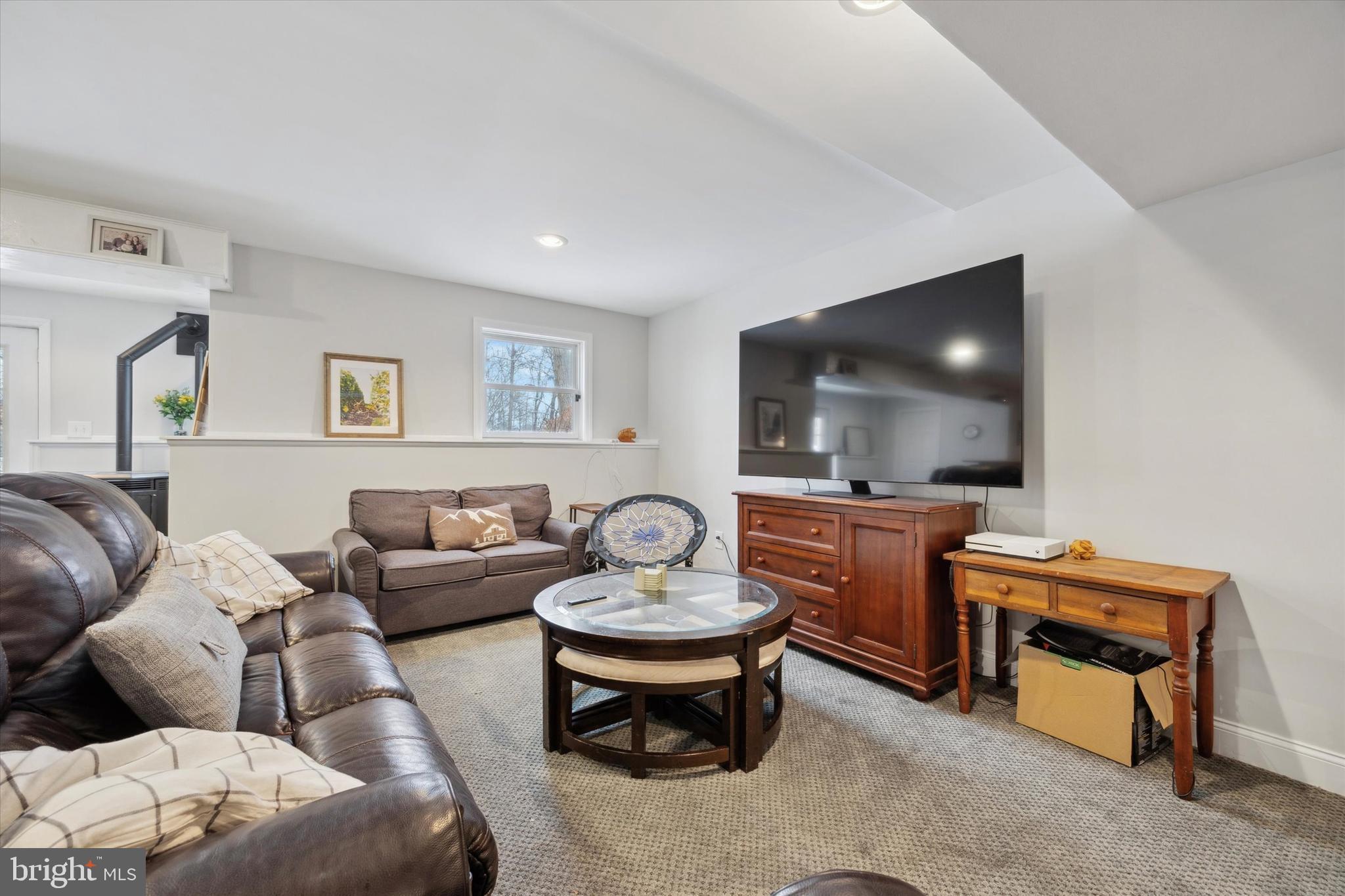 CLOVER MEADOWS - Residential