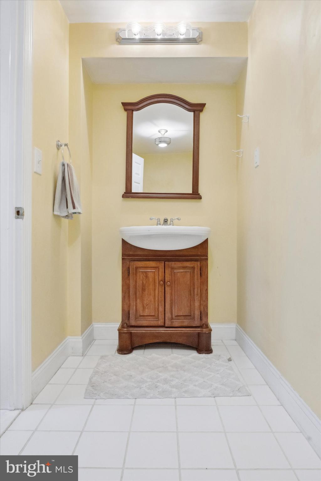 CLOVER MEADOWS - Residential