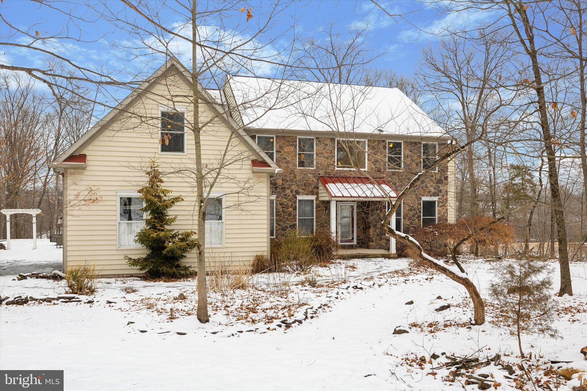 CLOVER MEADOWS - Residential