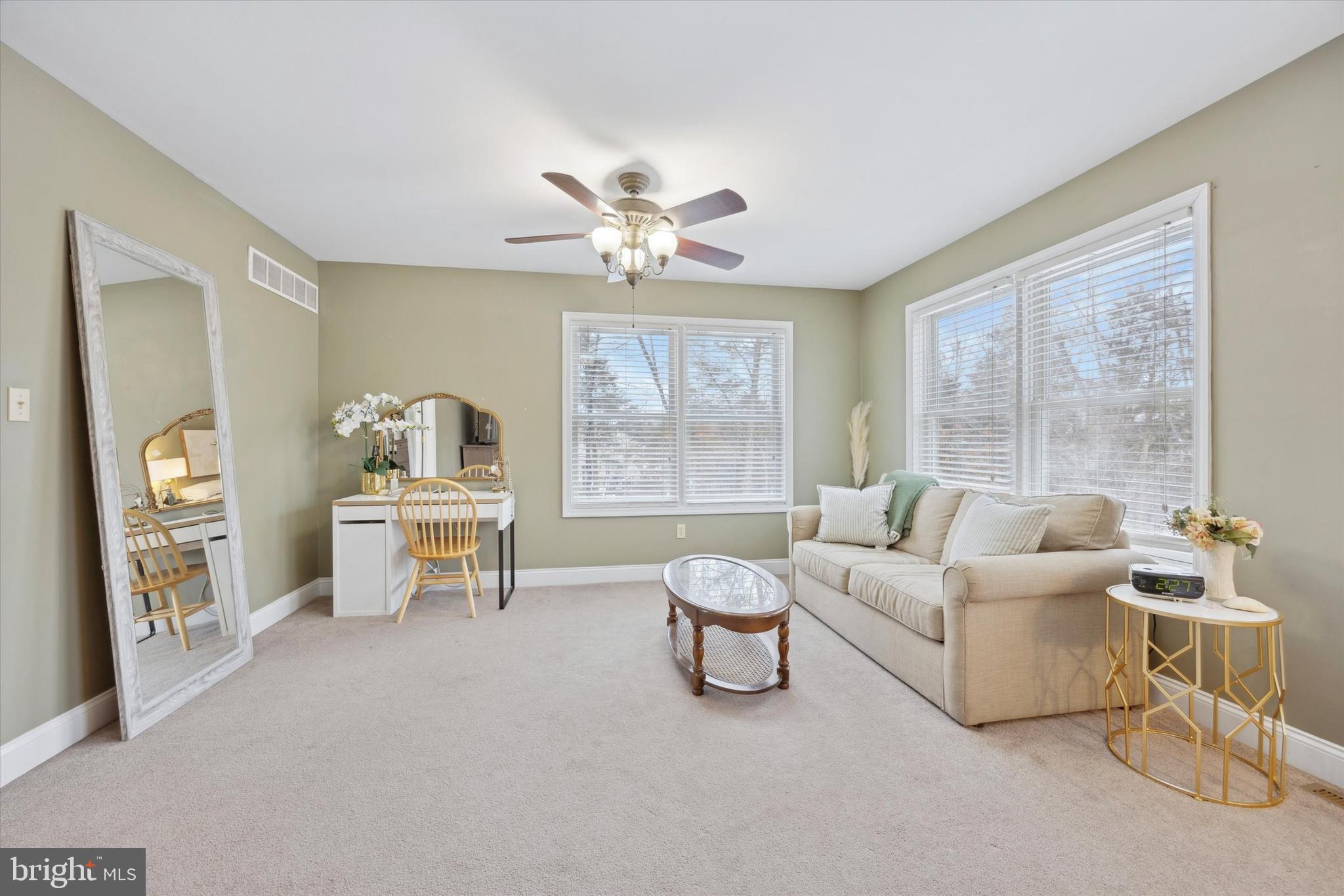 CLOVER MEADOWS - Residential