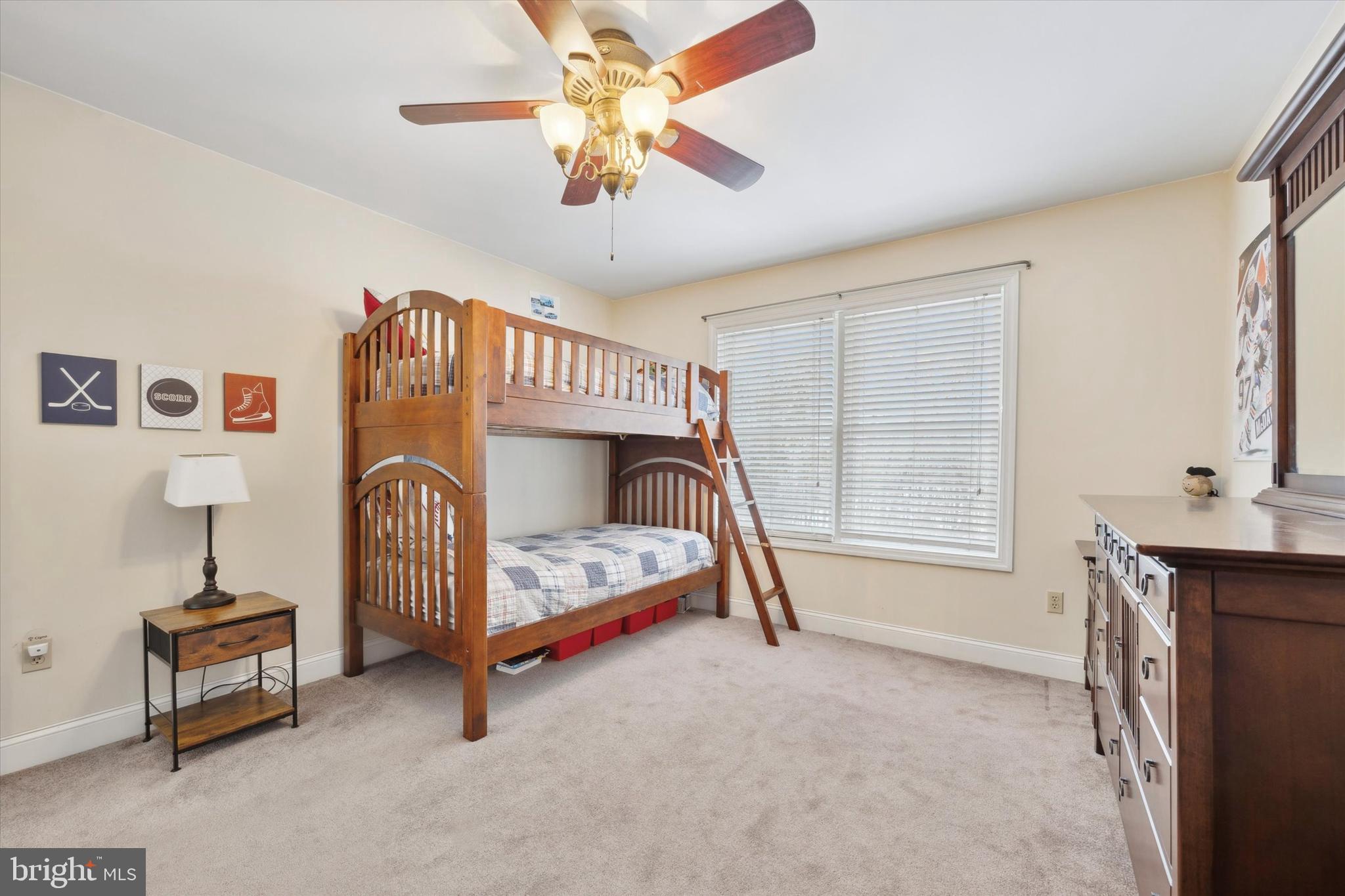CLOVER MEADOWS - Residential