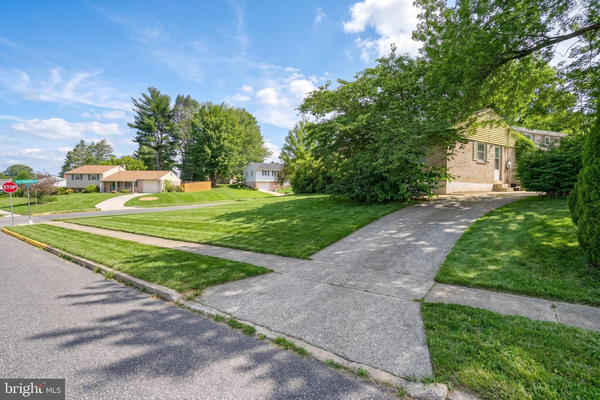RIVERVIEW - Residential