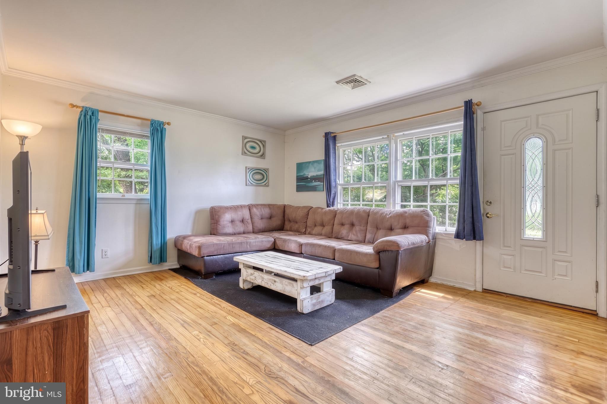 RIVERVIEW - Residential