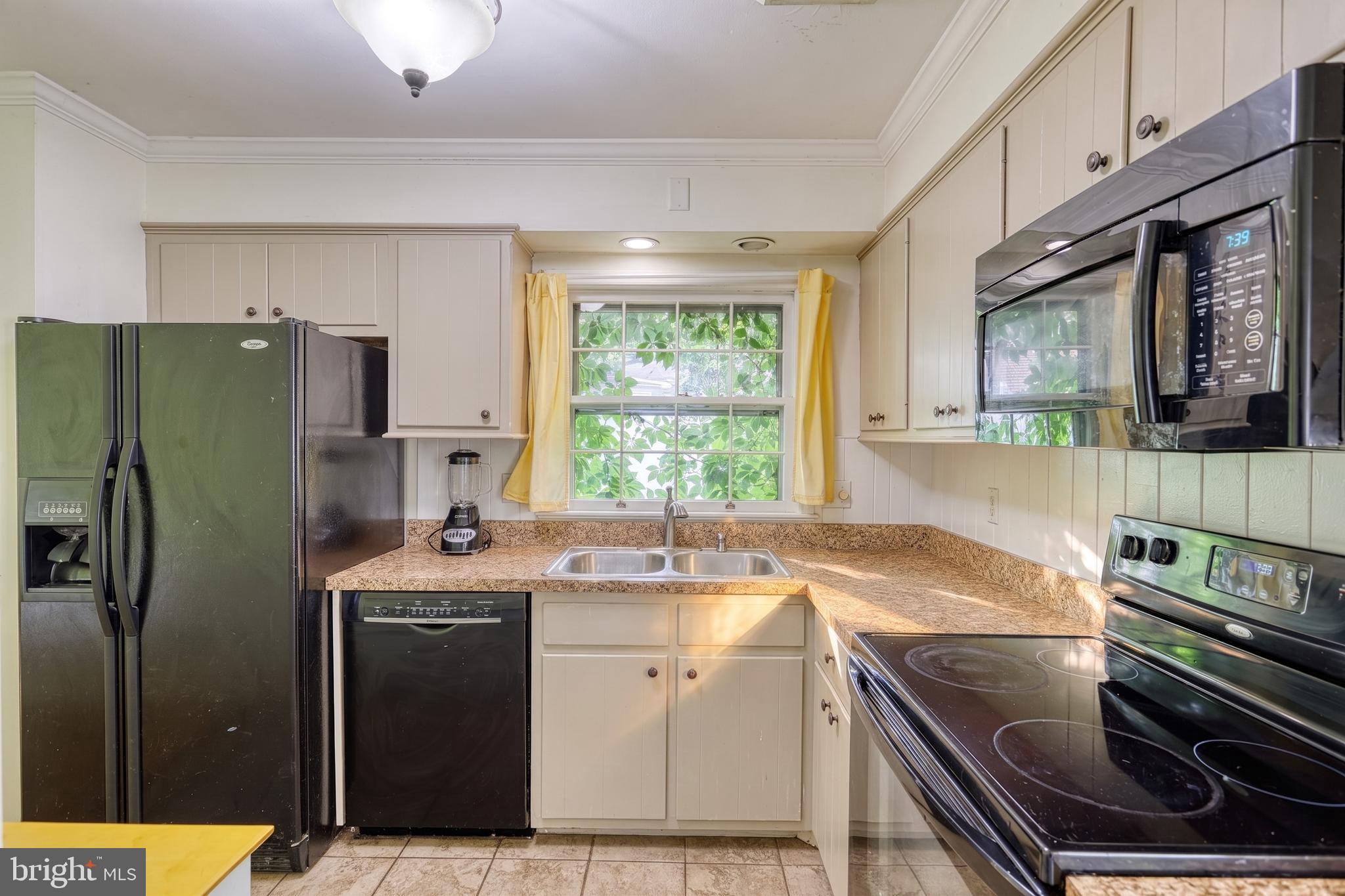 RIVERVIEW - Residential