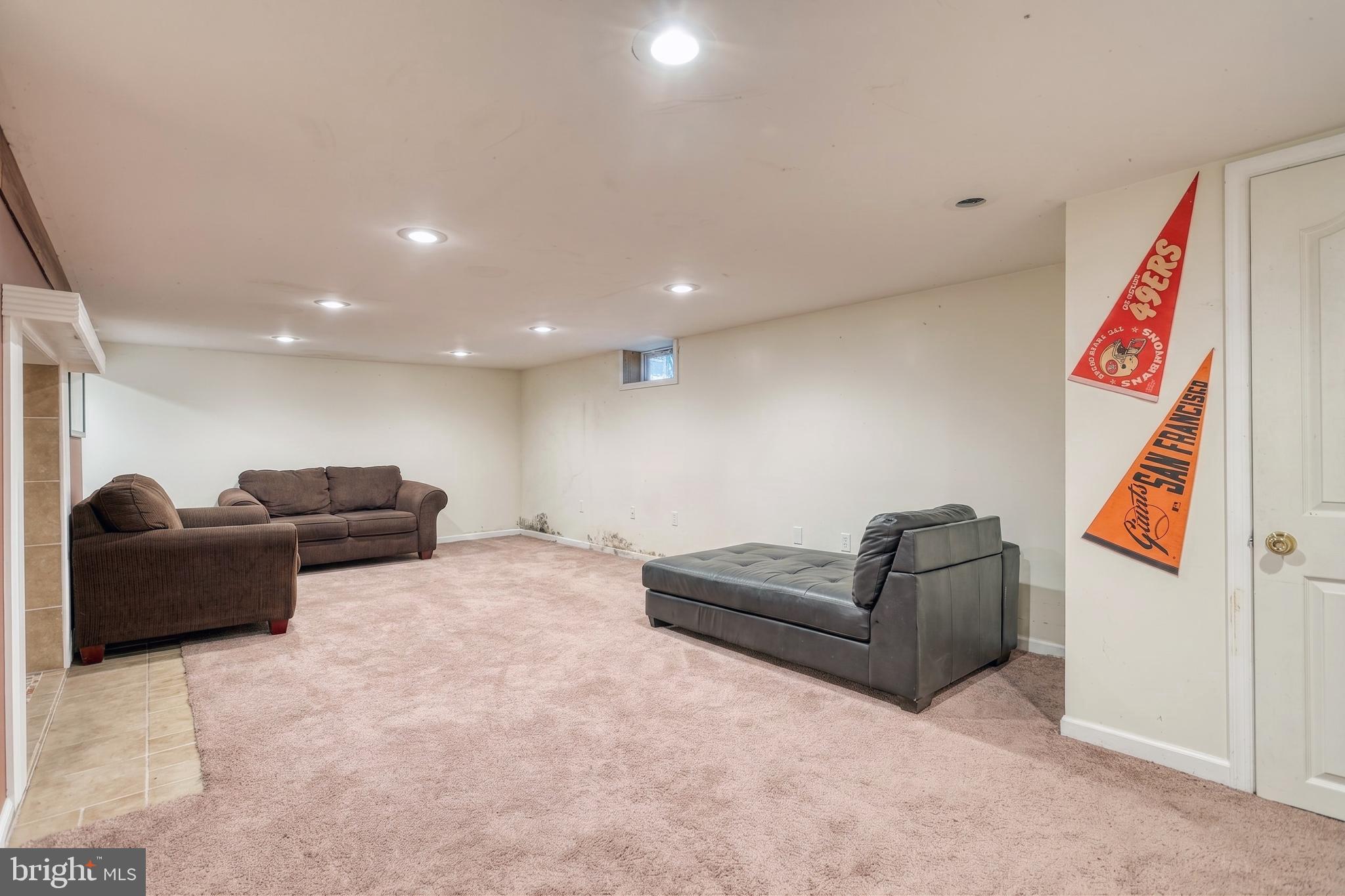 RIVERVIEW - Residential