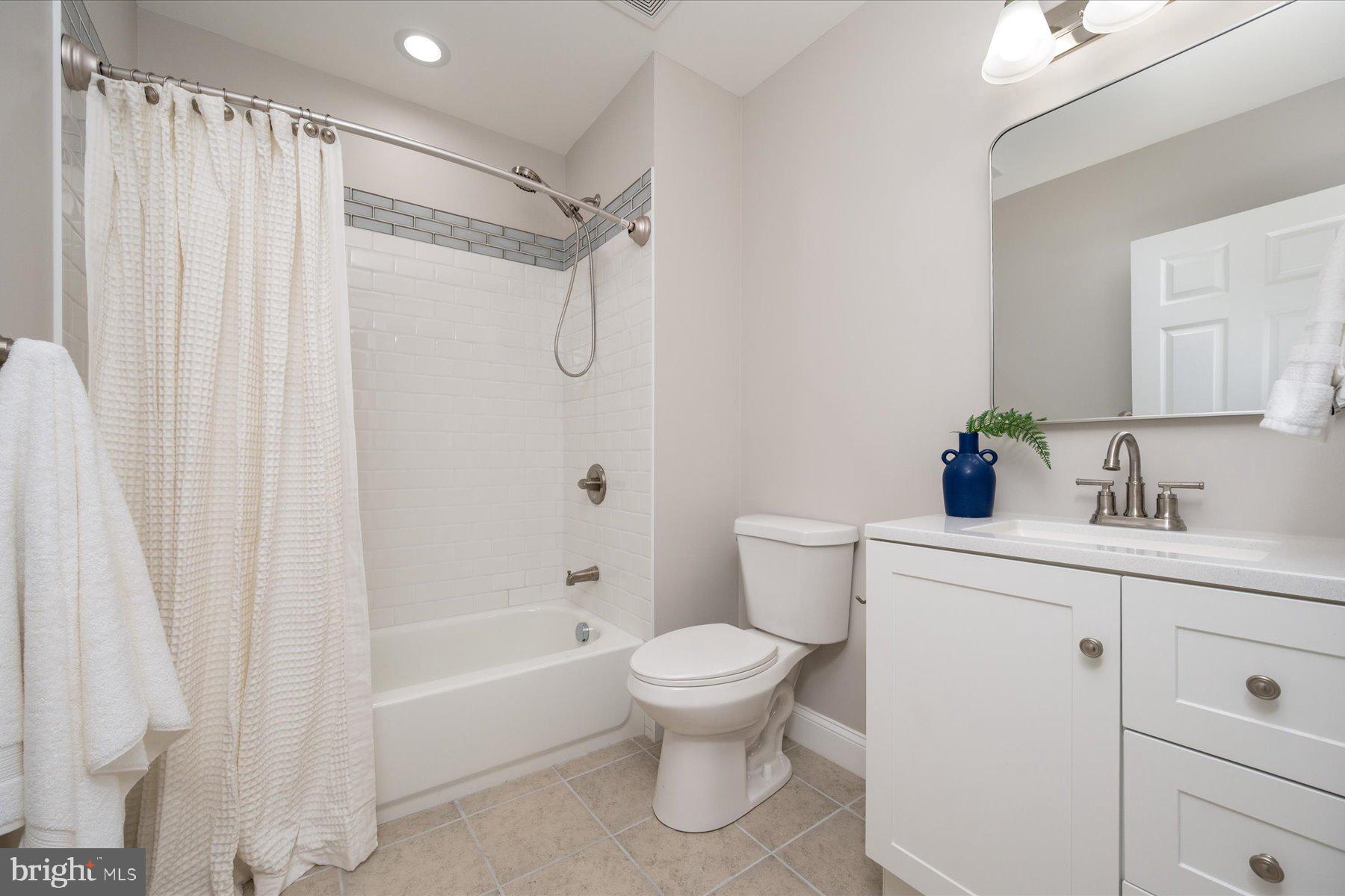 CROWNSVILLE - Residential