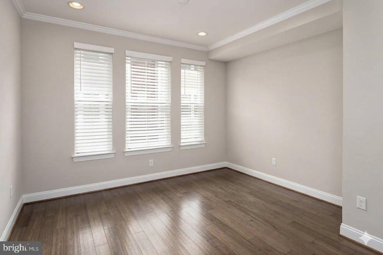 ANNAPOLIS TOWNES AT NEAL FARM - Residential