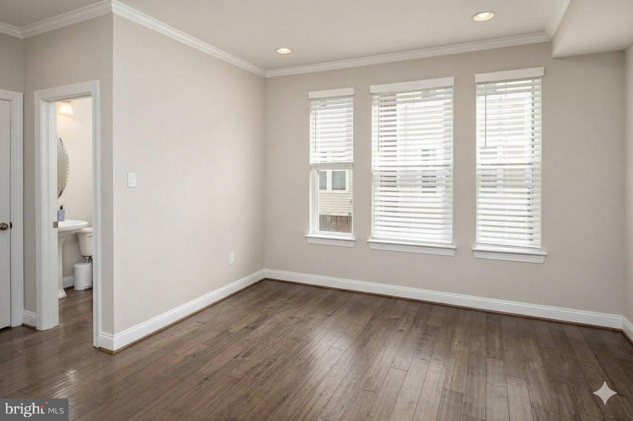 ANNAPOLIS TOWNES AT NEAL FARM - Residential