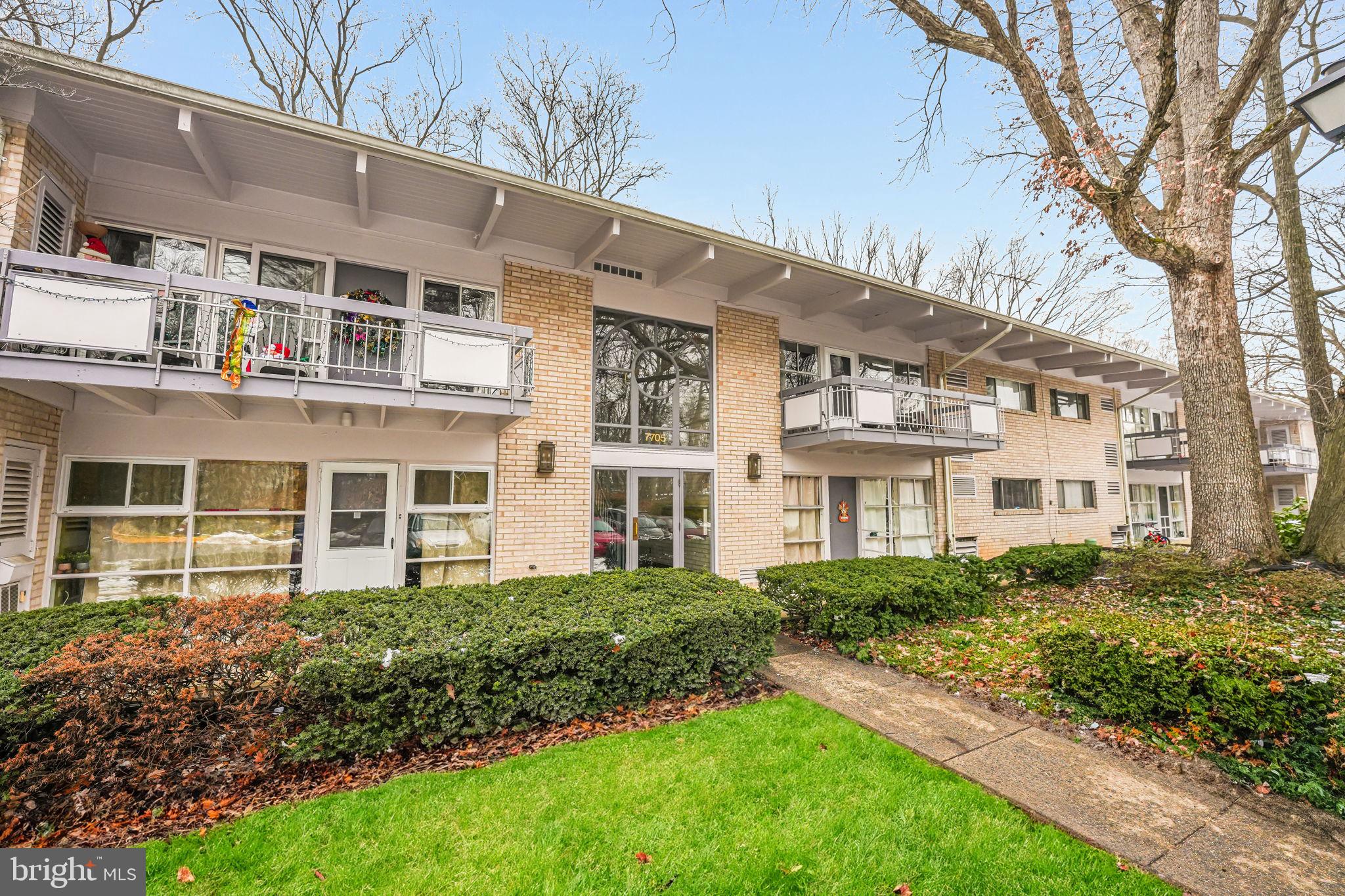 HERITAGE WOODS NORTH - Residential