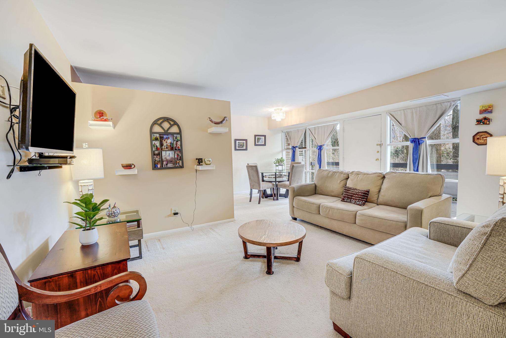 HERITAGE WOODS NORTH - Residential