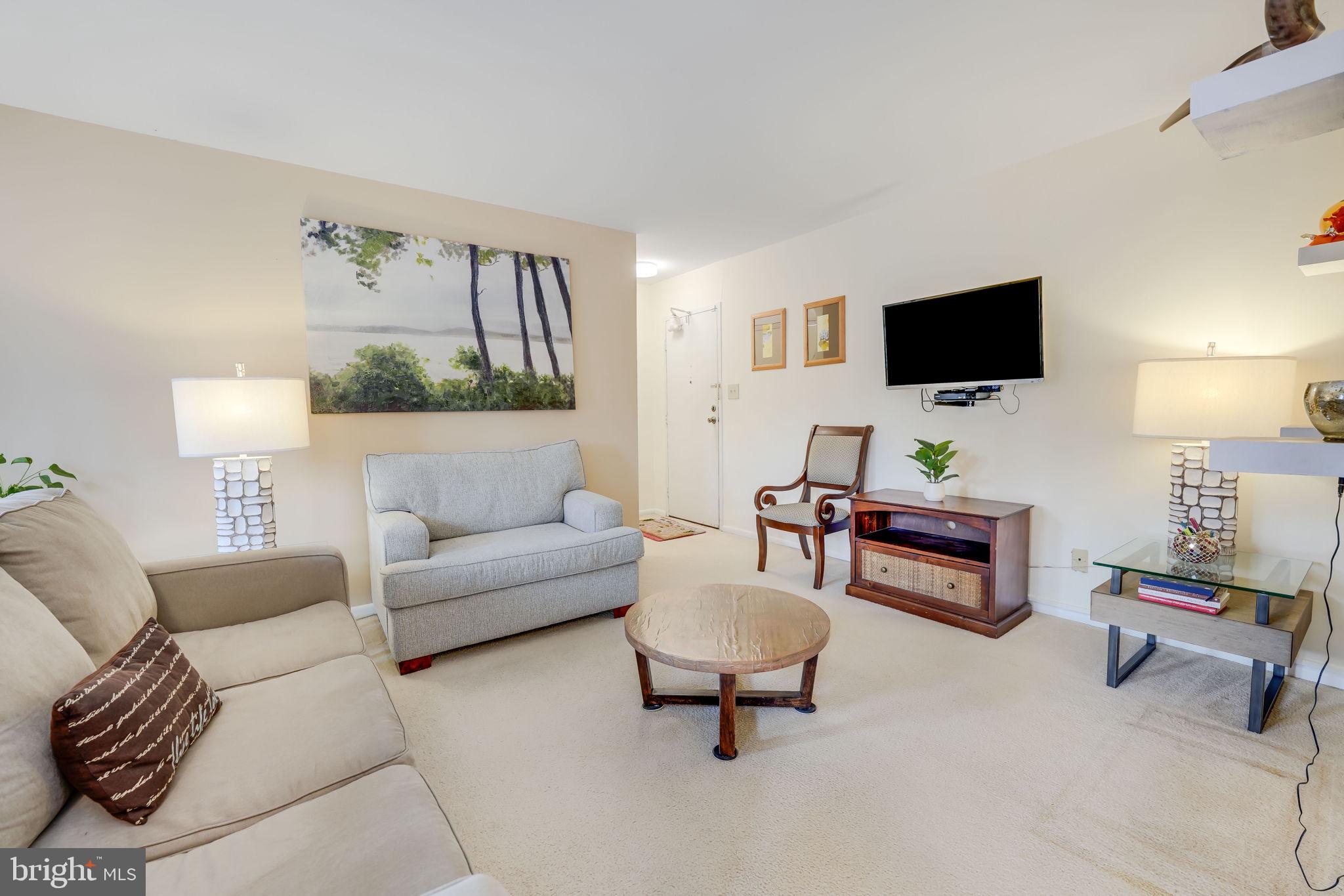 HERITAGE WOODS NORTH - Residential