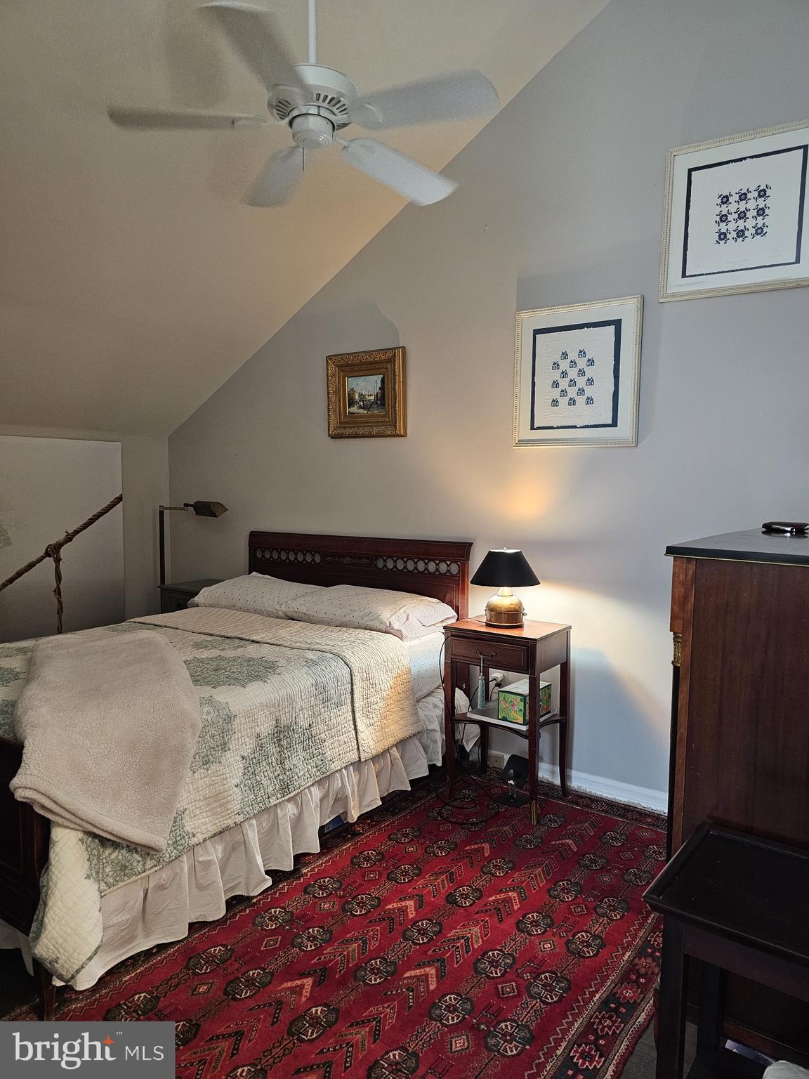 HAMPTON POINTE - Residential