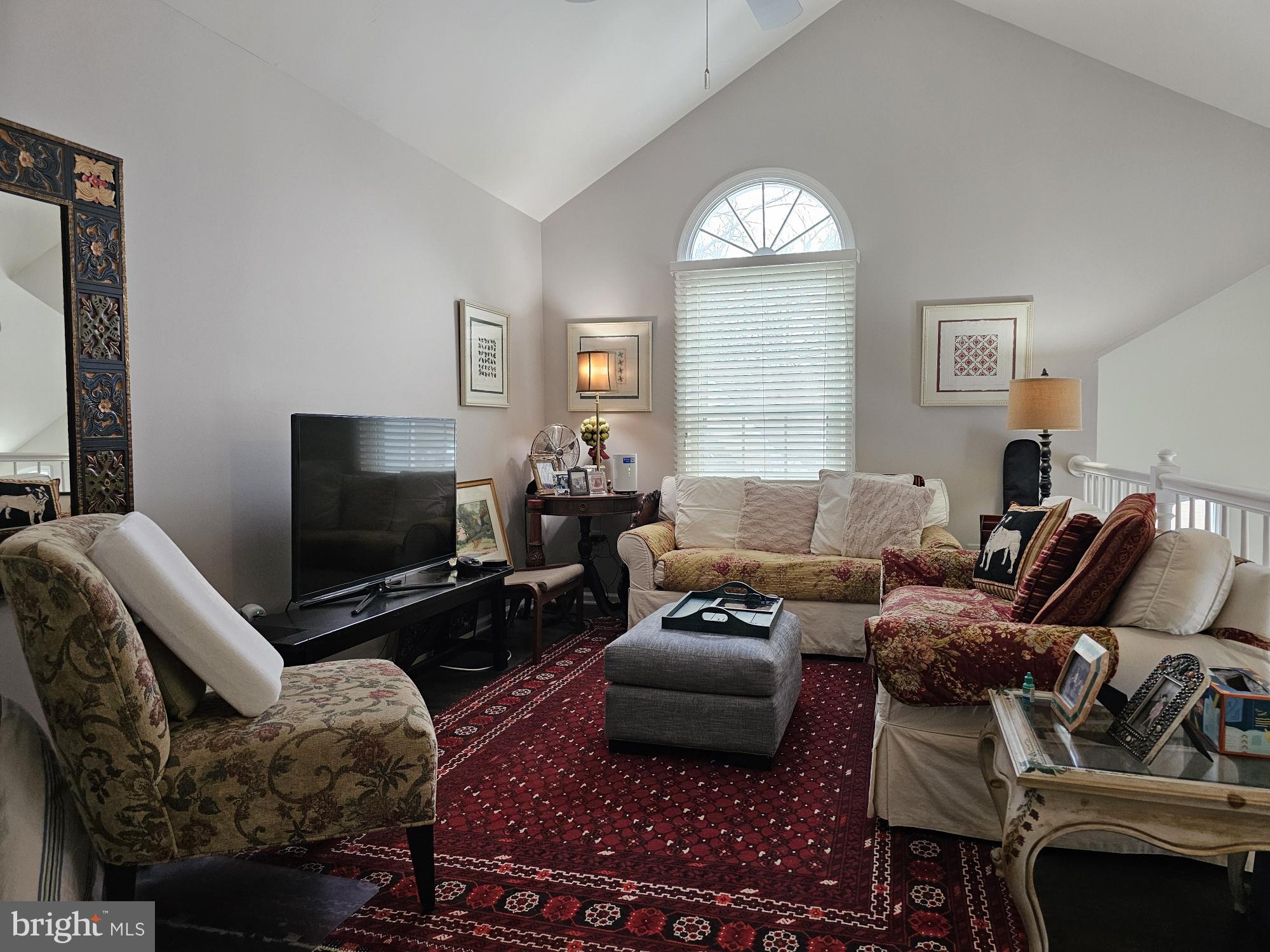 HAMPTON POINTE - Residential