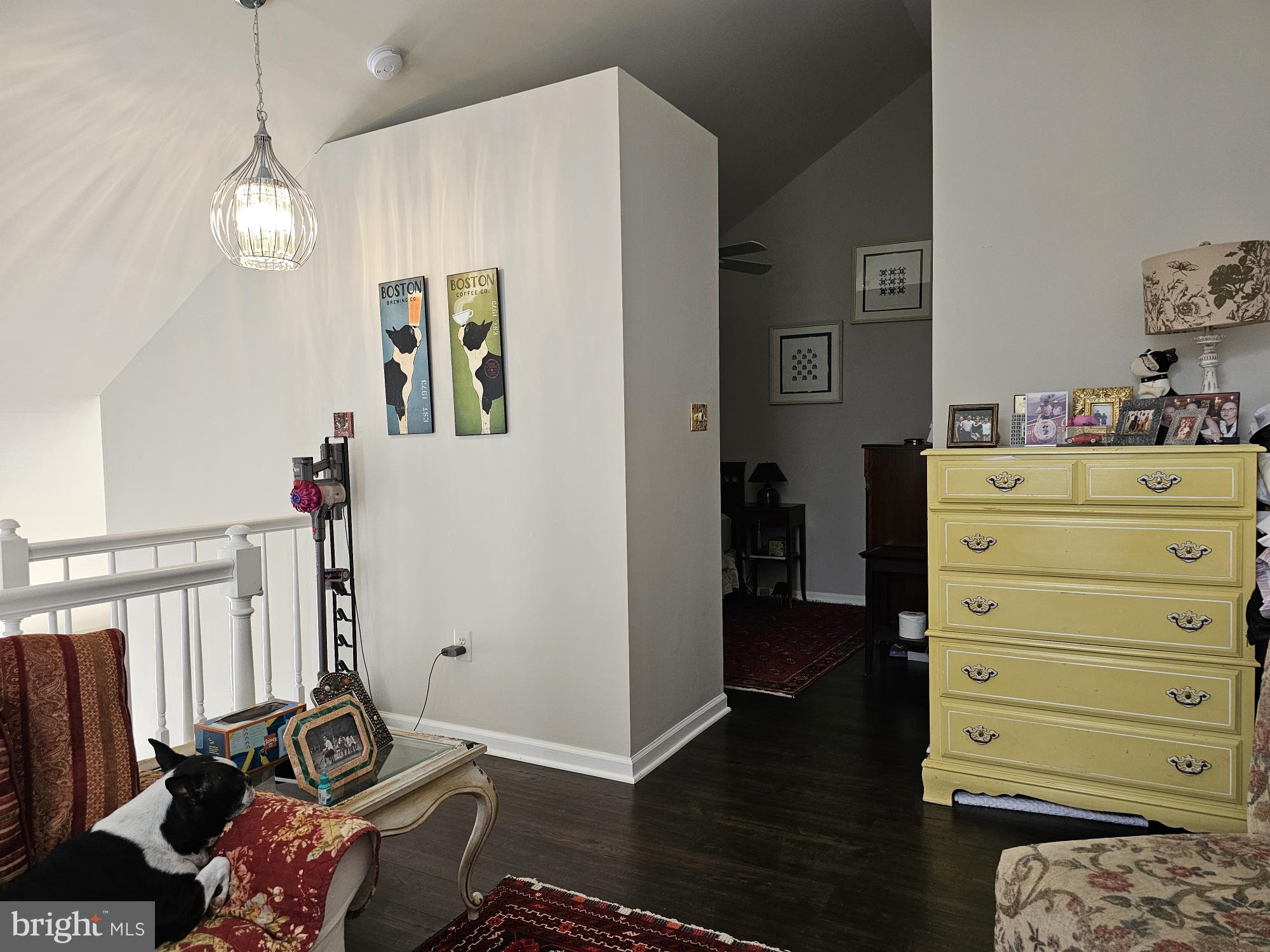 HAMPTON POINTE - Residential