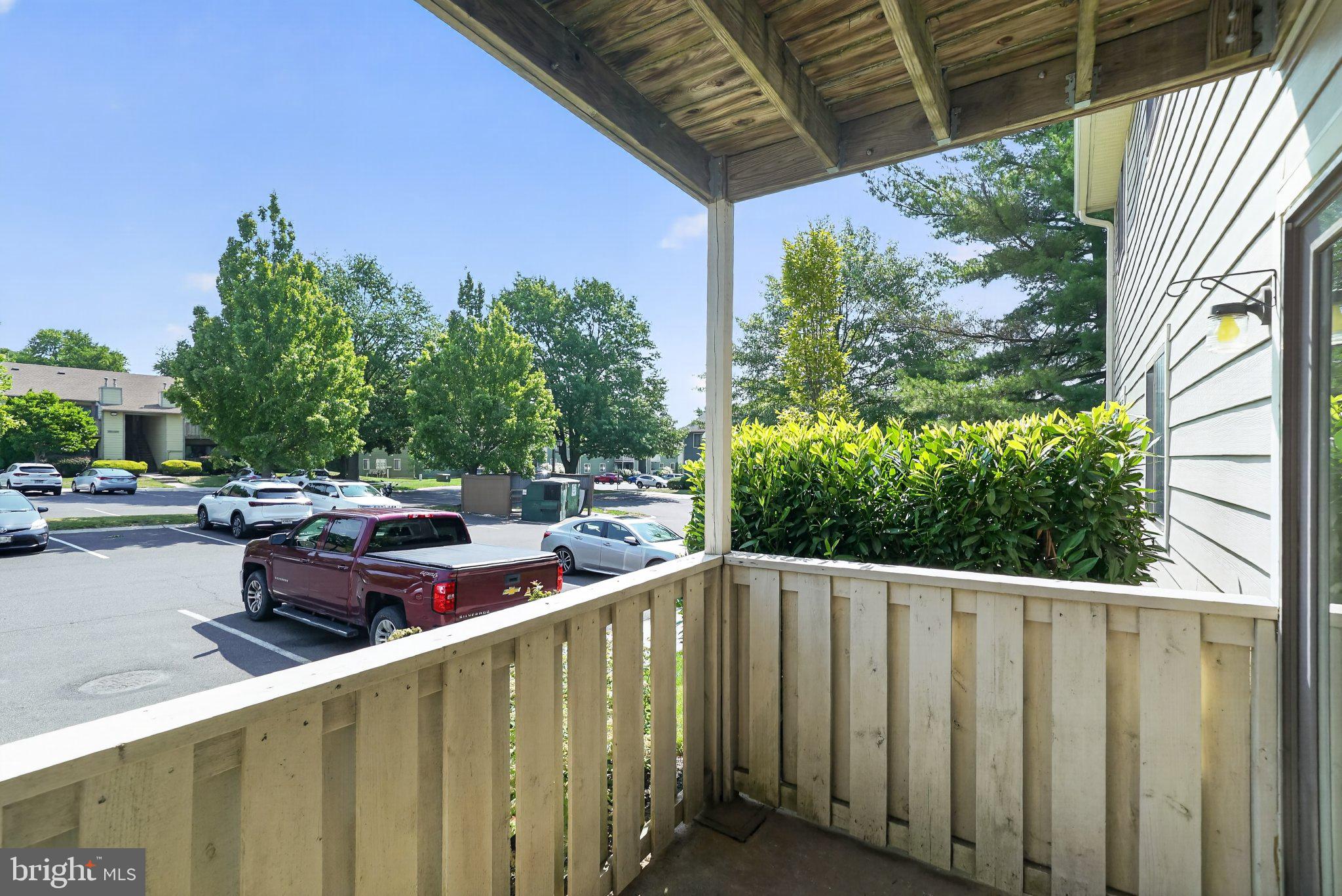 WOOD HOLLOW - Residential