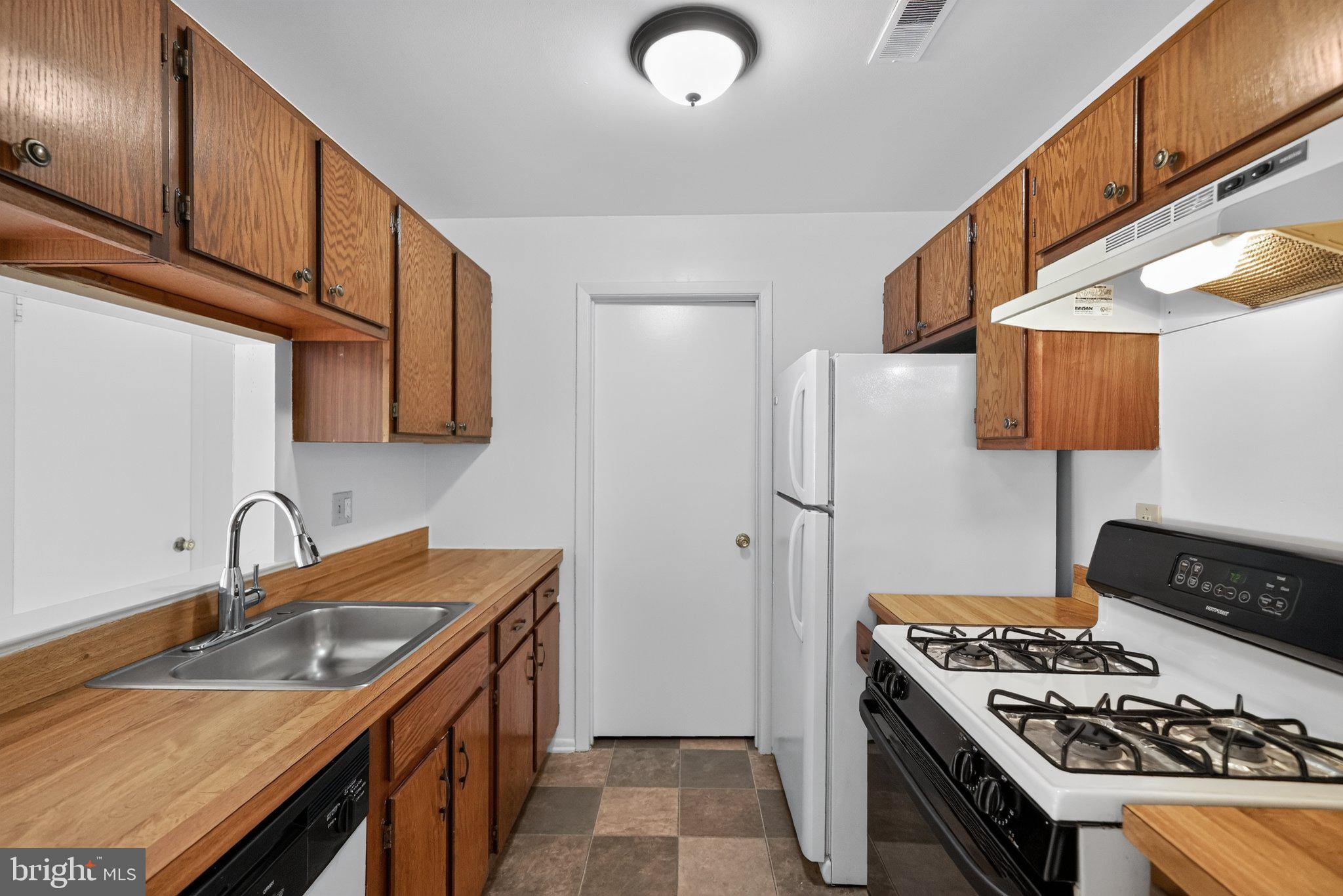 WOOD HOLLOW - Residential