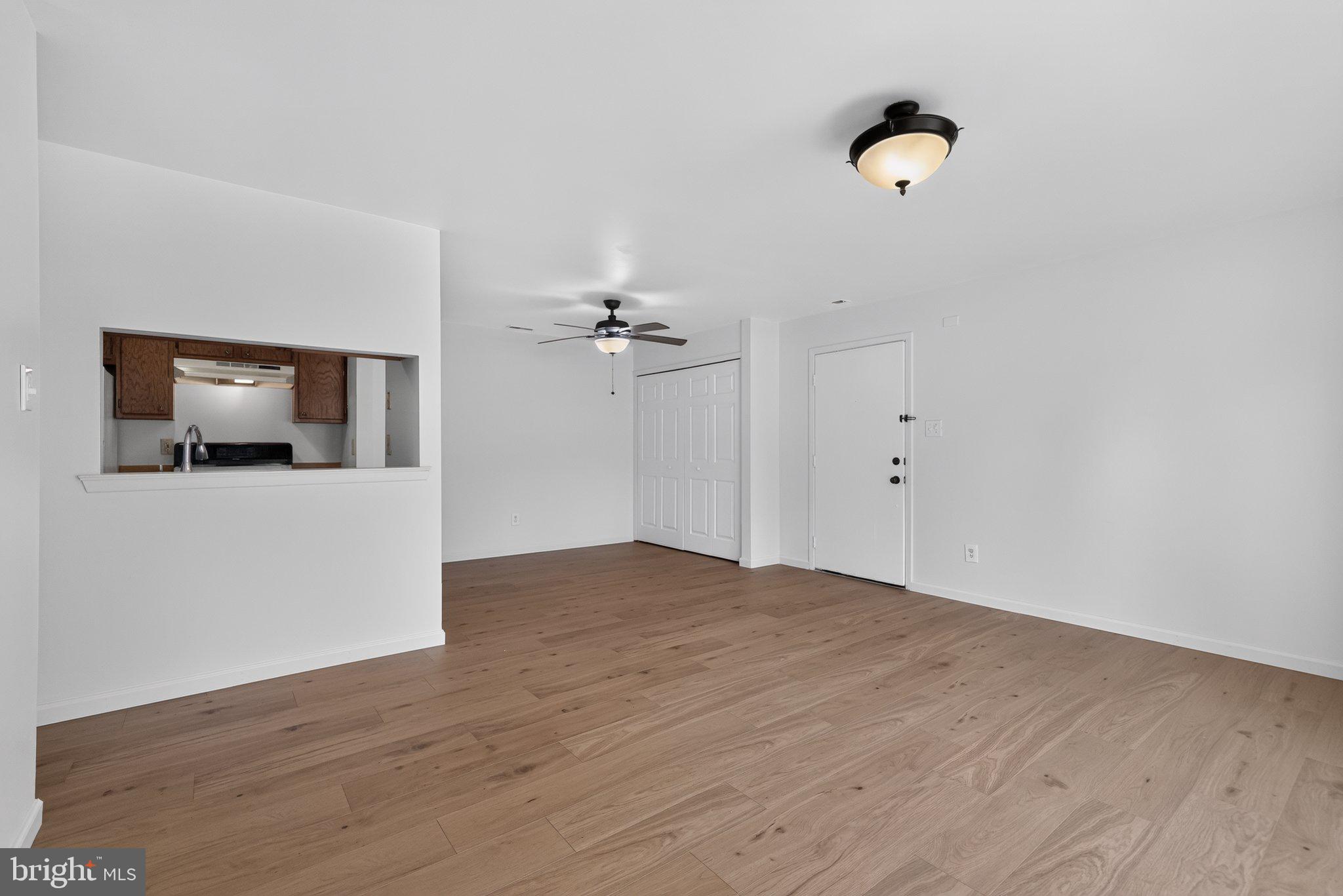 WOOD HOLLOW - Residential