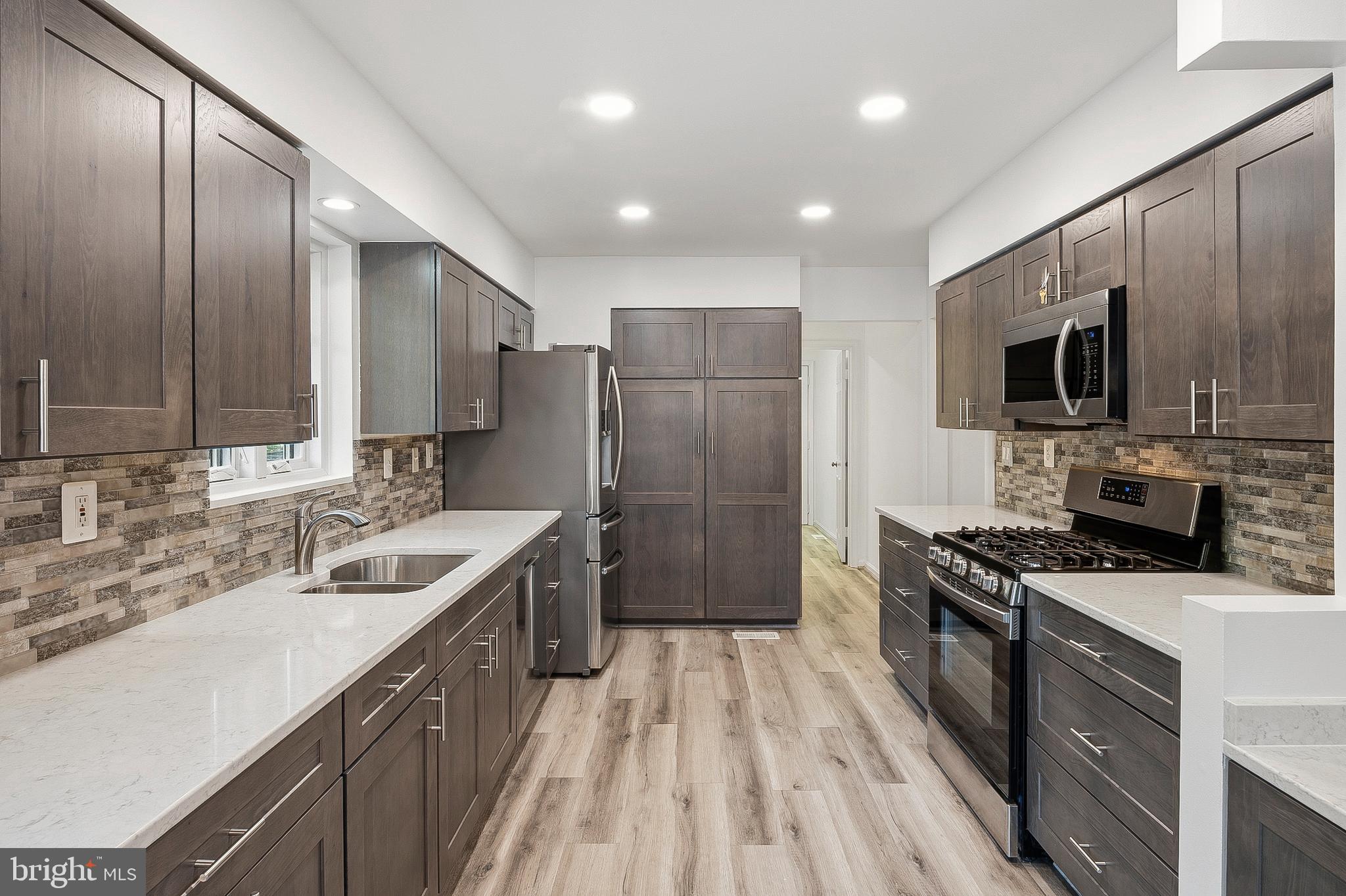 COLLINGTON CLUSTER - Residential