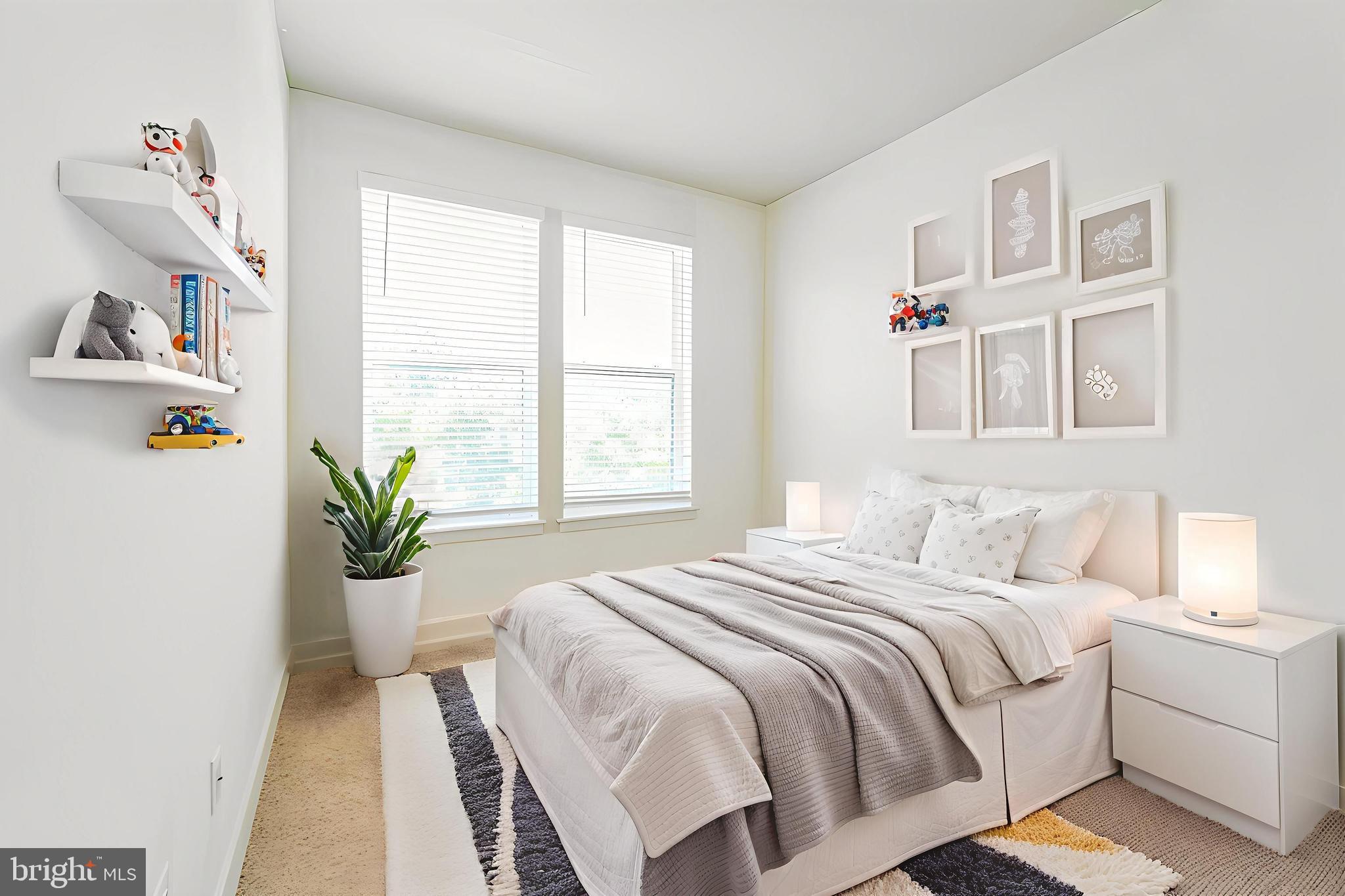 MEDFIELD - Residential