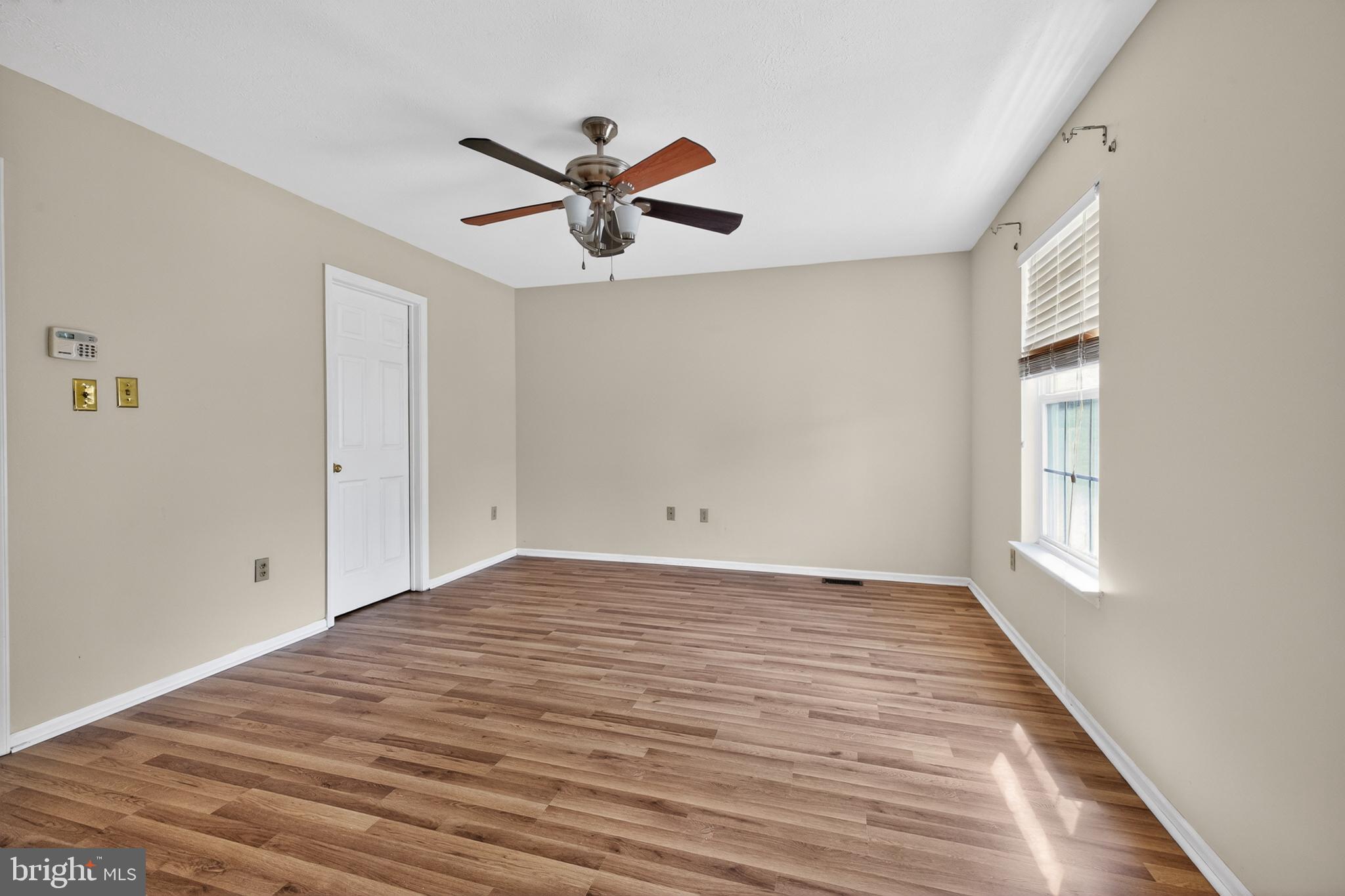 NEWTOWNE VILLAGE - Residential