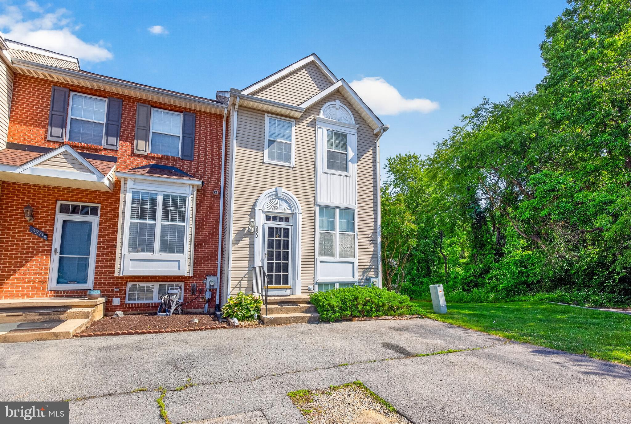 NEWTOWNE VILLAGE - Residential