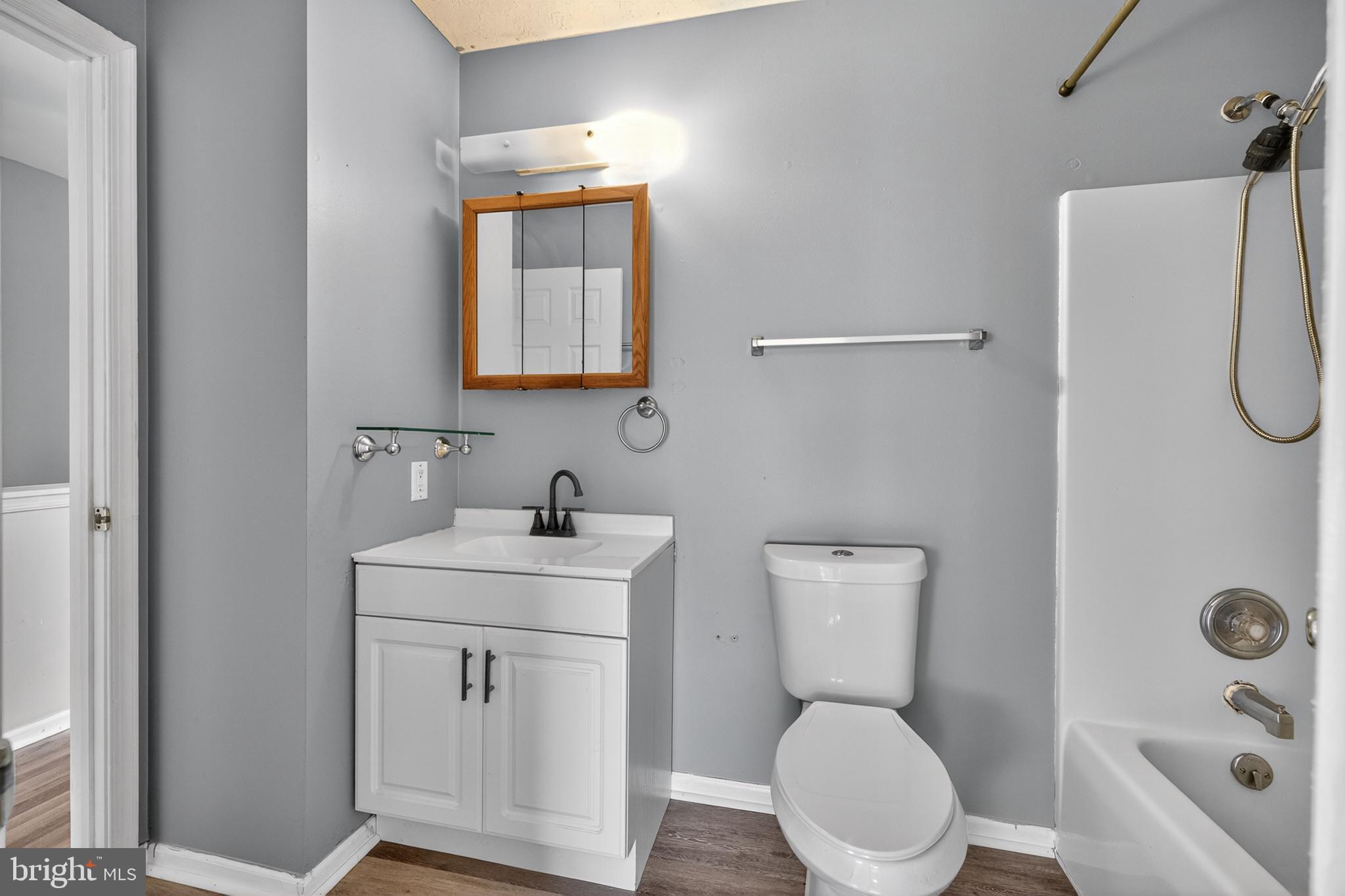 NEWTOWNE VILLAGE - Residential