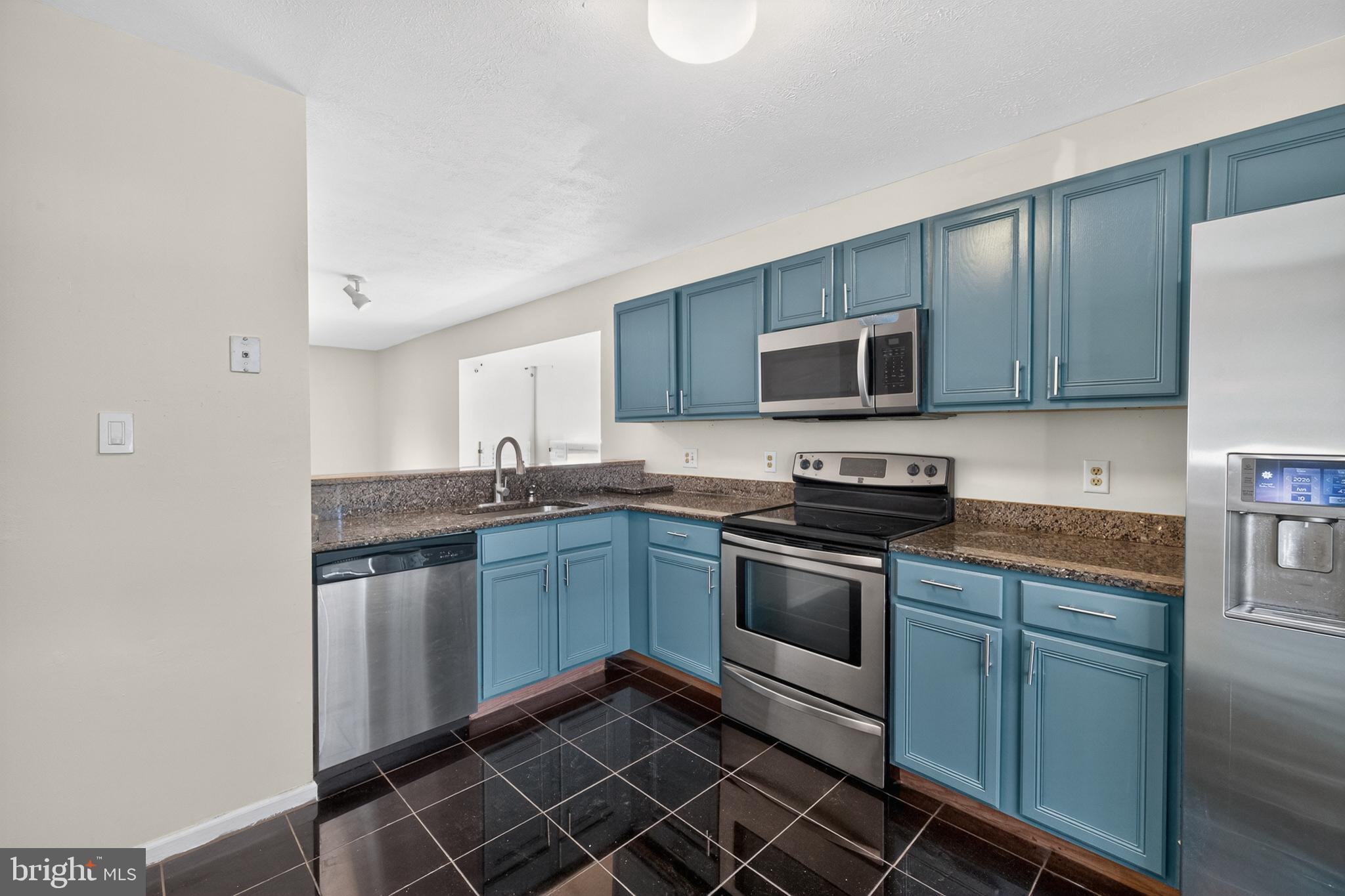 NEWTOWNE VILLAGE - Residential