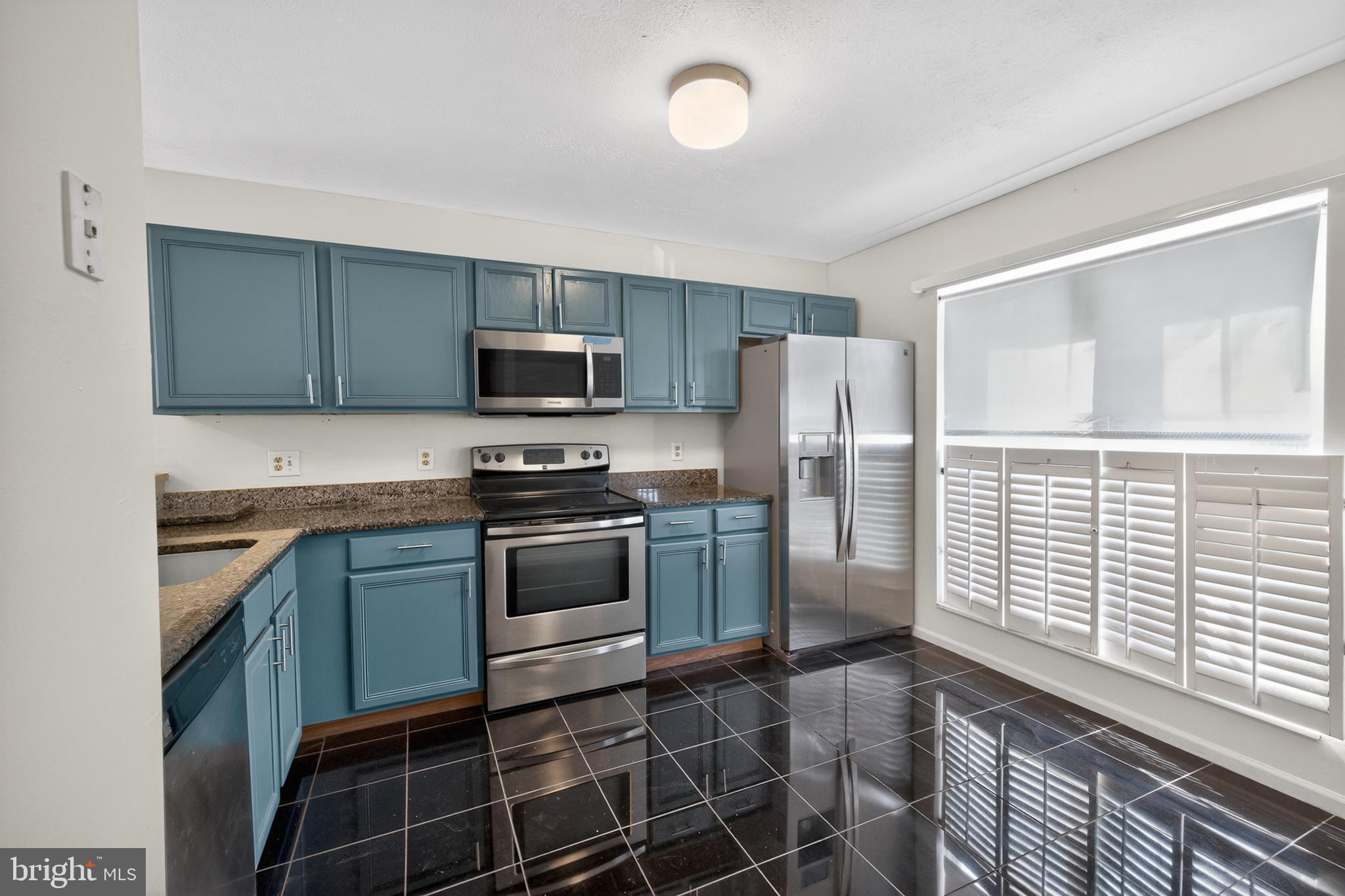 NEWTOWNE VILLAGE - Residential
