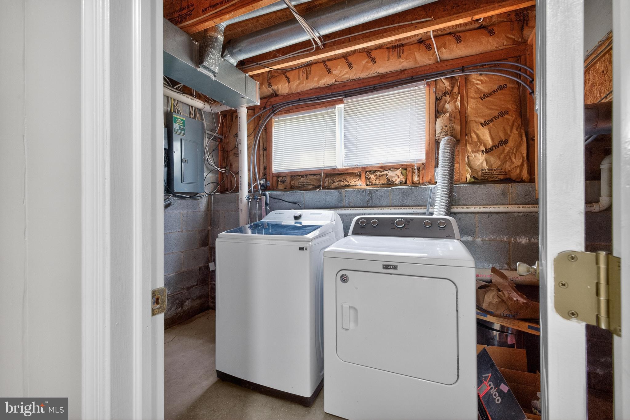 NEWTOWNE VILLAGE - Residential