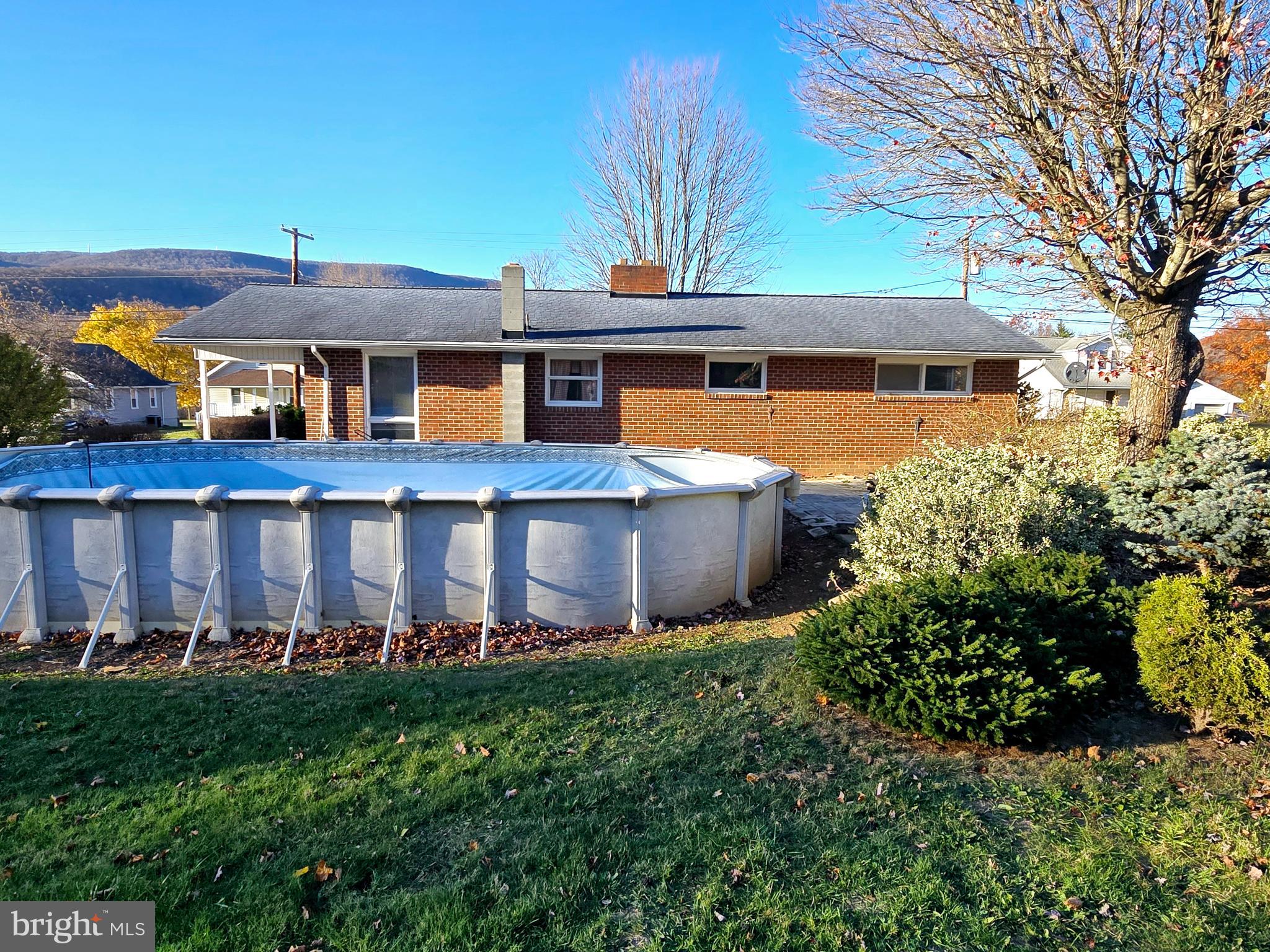 CRESAPTOWN - Residential