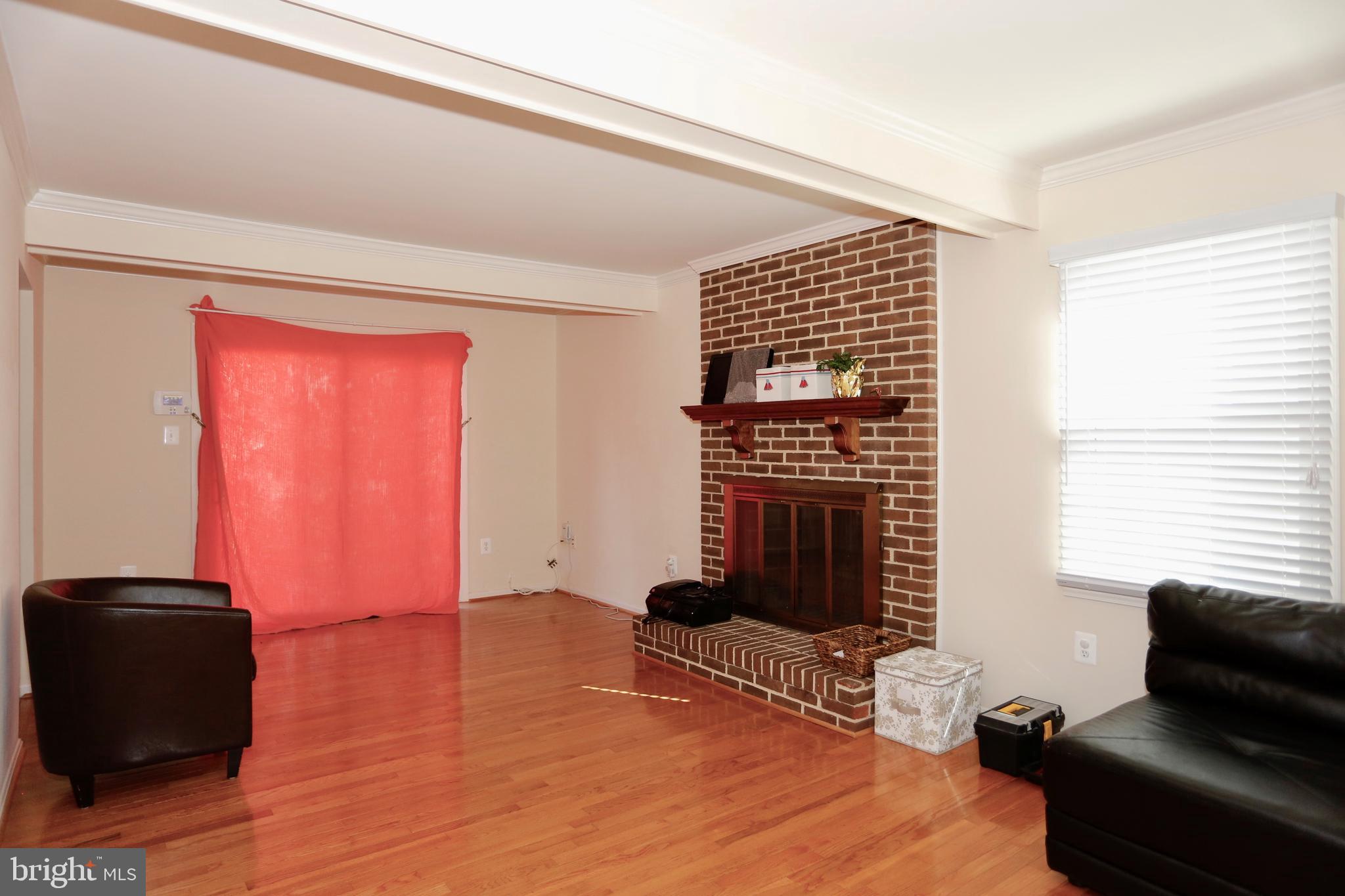 WASHINGTONIAN VILLAGE - Residential Lease